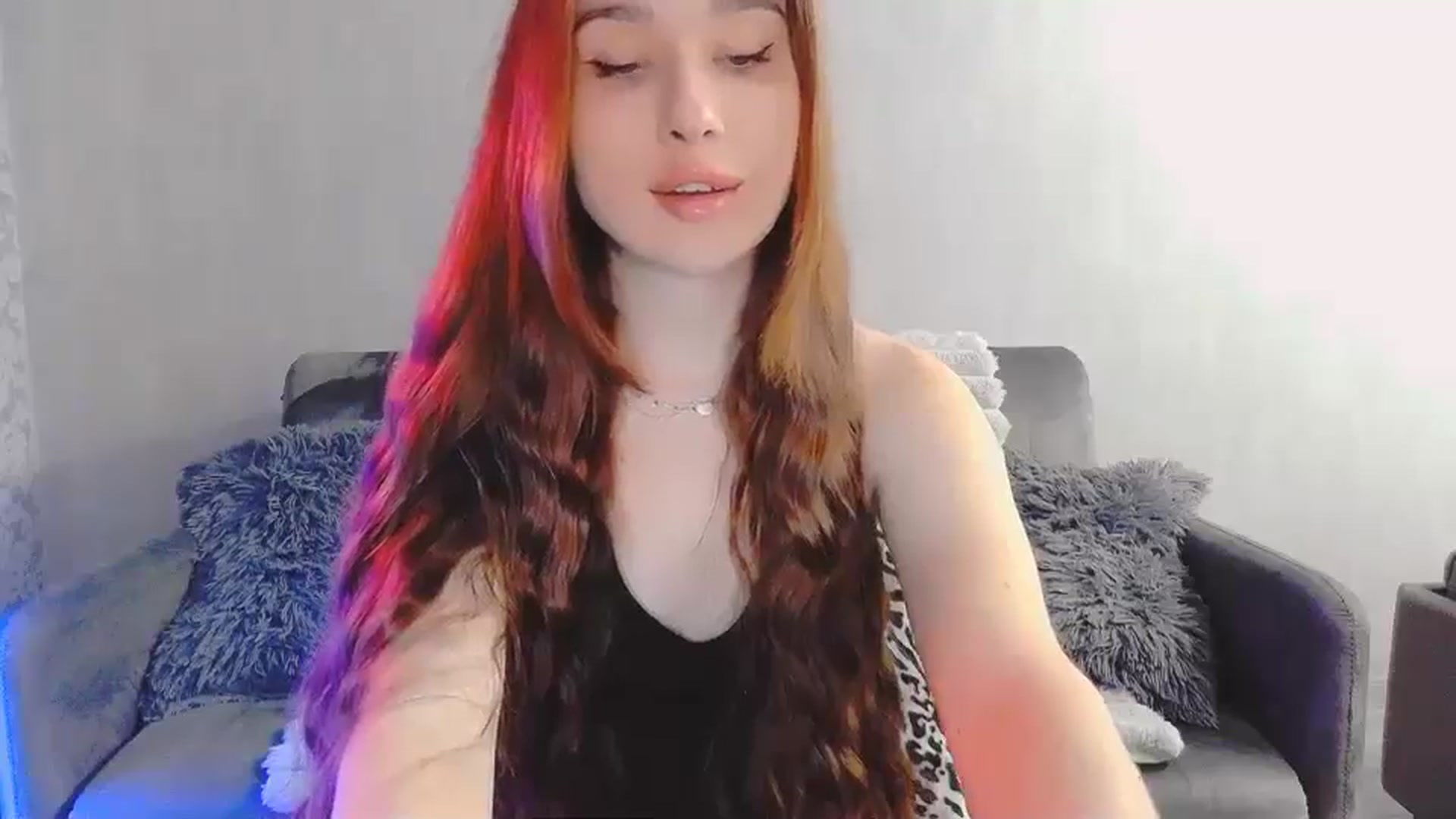 Gallery image thumbnail from Lora_Foxi's myfreecams stream on, 04/11/2026, 11:55 image 6 of 20