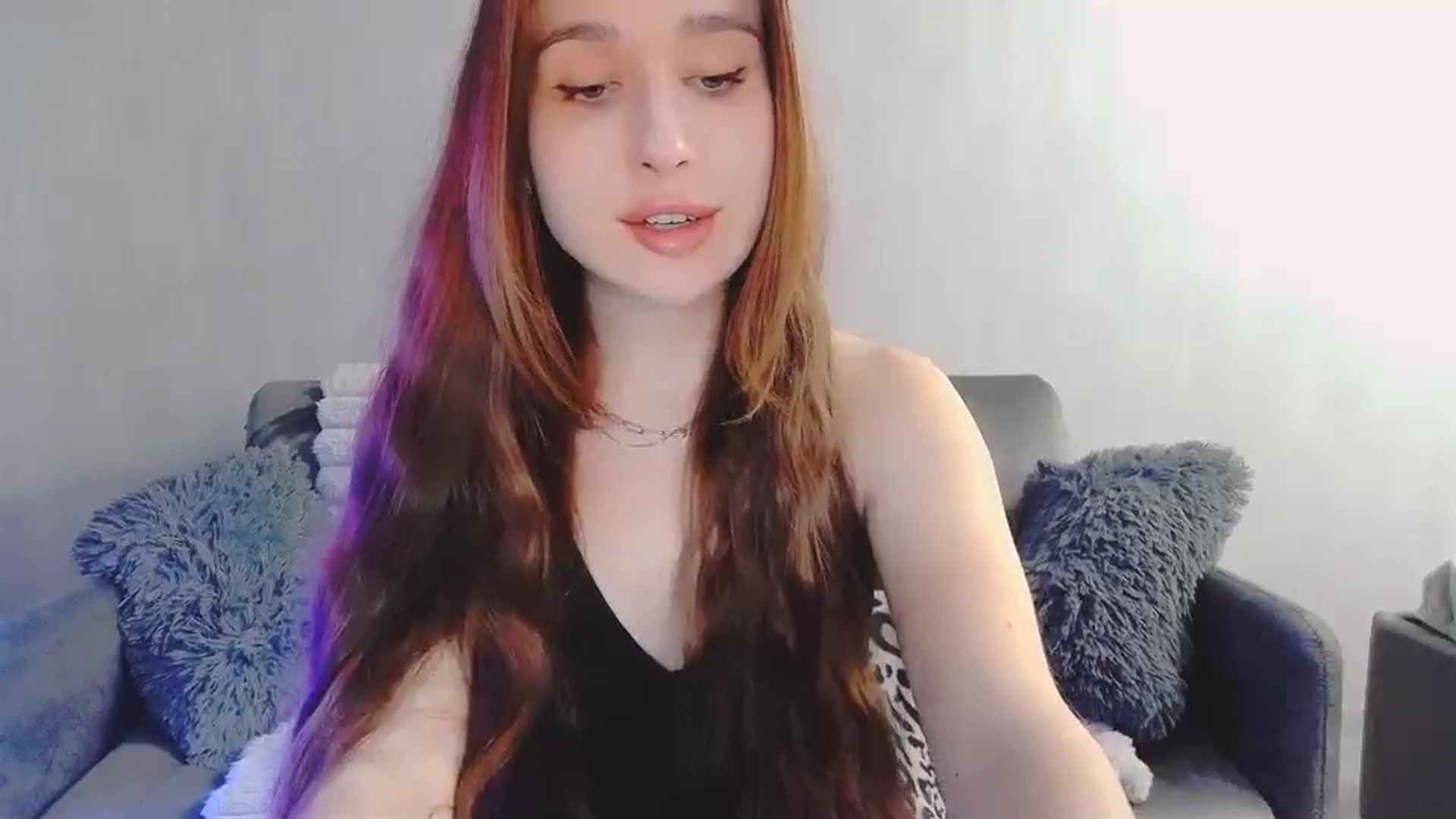 Gallery image thumbnail from Lora_Foxi's myfreecams stream on, 04/14/2026, 11:47 image 8 of 20