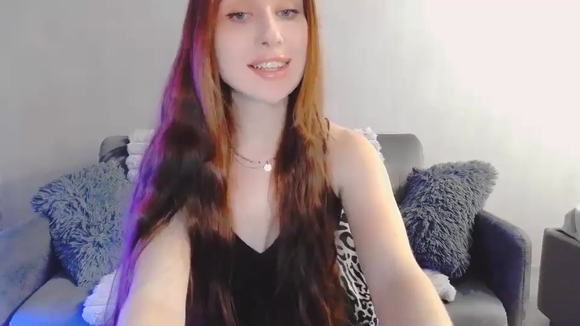 Gallery image thumbnail from Lora_Foxi's myfreecams stream on, 04/14/2026, 13:43 image 3 of 20