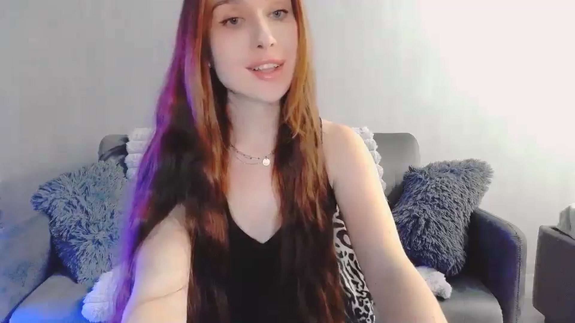 Gallery image thumbnail from Lora_Foxi's myfreecams stream on, 04/14/2026, 13:43 image 2 of 20