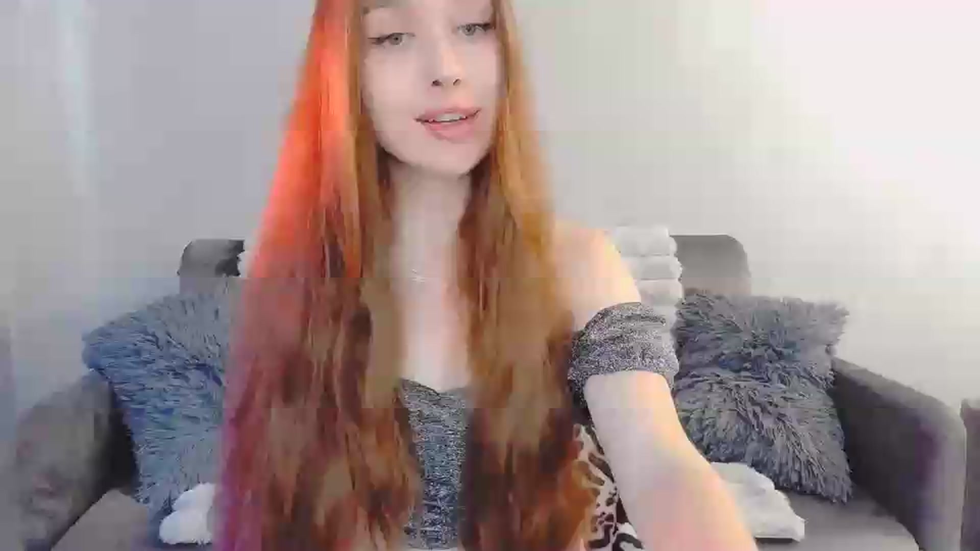 Gallery image thumbnail from Lora_Foxi's myfreecams stream on, 05/23/2026, 10:43 image 18 of 20