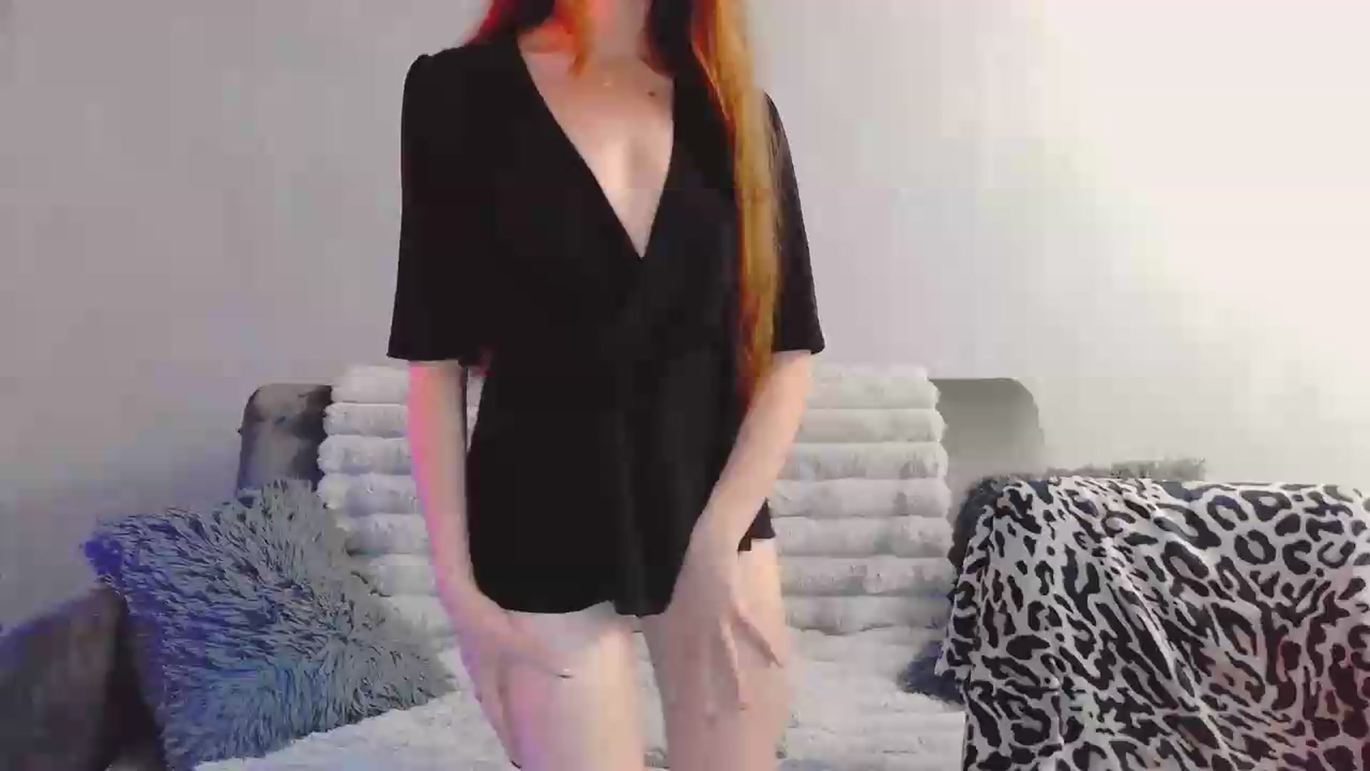 Gallery image thumbnail from Lora_Foxi's myfreecams stream on, 05/23/2026, 19:05 image 5 of 20