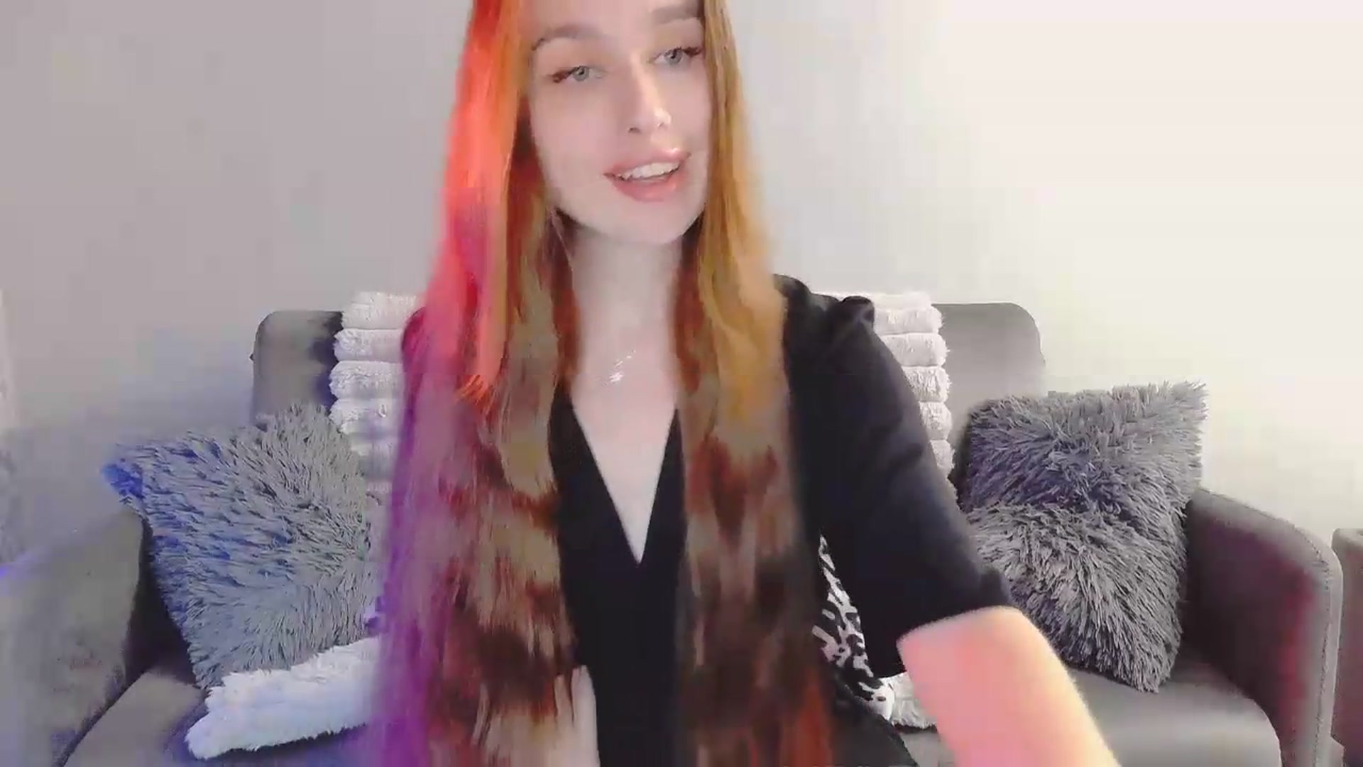 Gallery image thumbnail from Lora_Foxi's myfreecams stream on, 05/23/2026, 19:05 image 14 of 20
