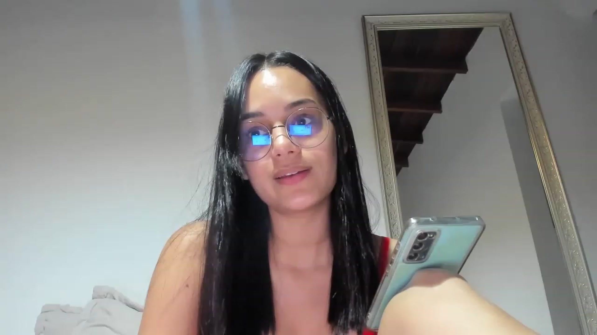 Gallery image thumbnail from LoraineMore's myfreecams stream on, 04/16/2023, 22:58 image 8 of 20