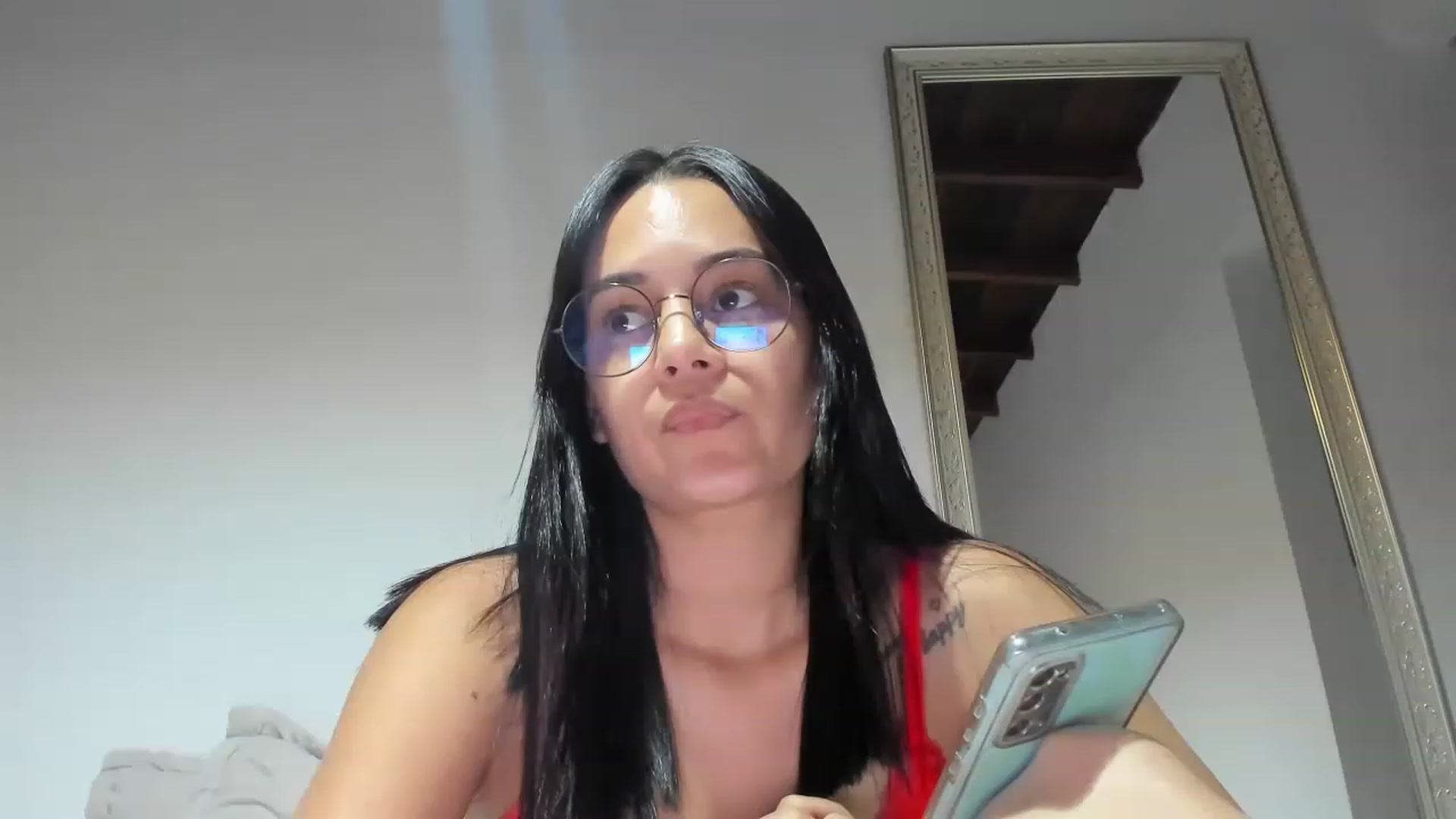 Gallery image thumbnail from LoraineMore's myfreecams stream on, 04/16/2023, 22:58 image 10 of 20