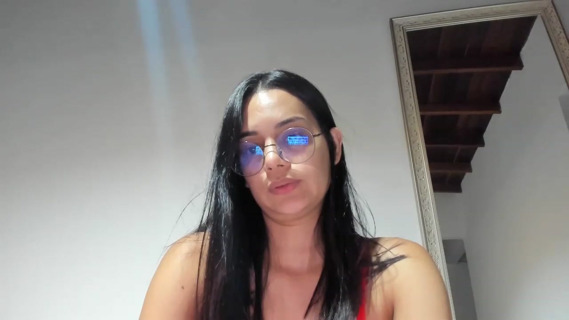 Gallery image thumbnail from LoraineMore's myfreecams stream on, 04/17/2023, 24:34 image 17 of 20