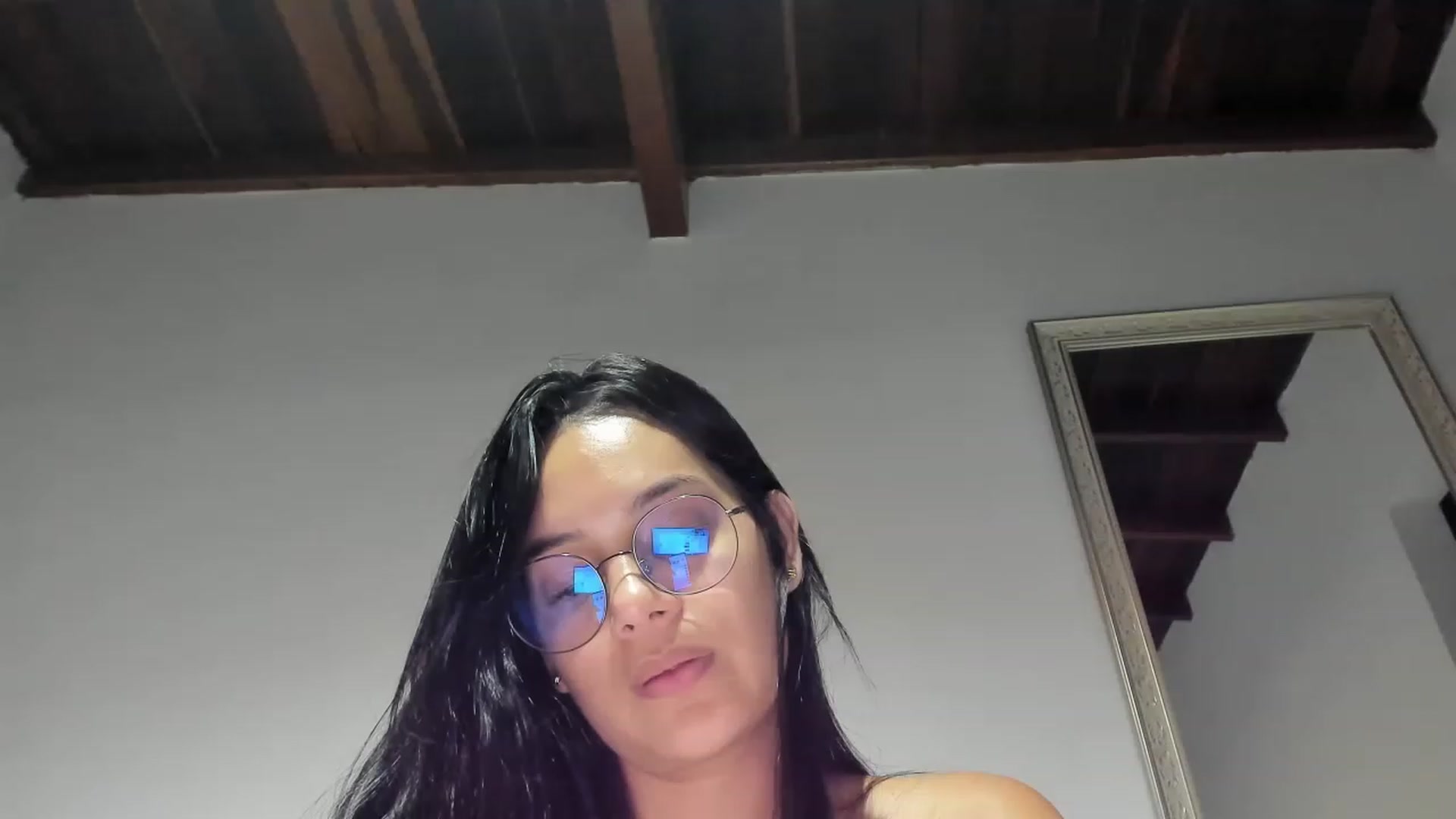 Gallery image thumbnail from LoraineMore's myfreecams stream on, 05/16/2023, 06:18 image 18 of 20
