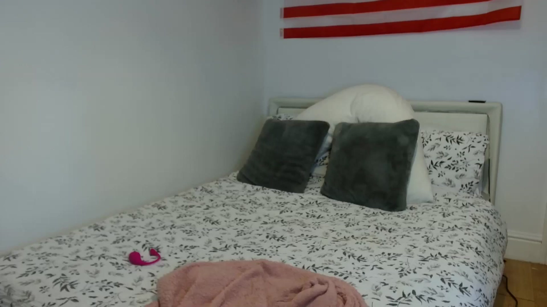 Gallery image thumbnail from LordysBae's myfreecams stream on, 09/11/2024, 13:08 image 5 of 20