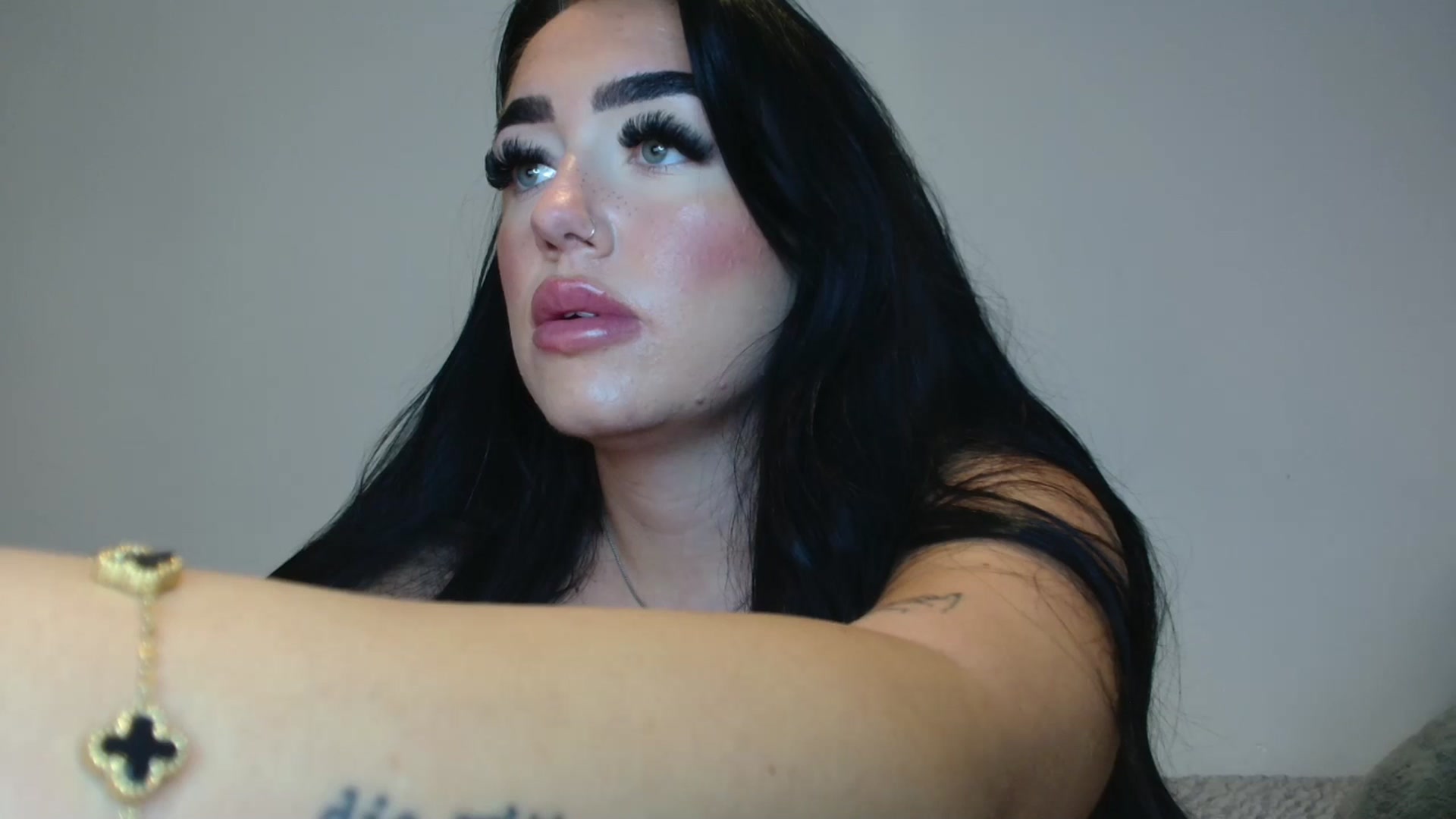 Gallery image thumbnail from LordysBae's myfreecams stream on, 09/20/2024, 13:06 image 4 of 20