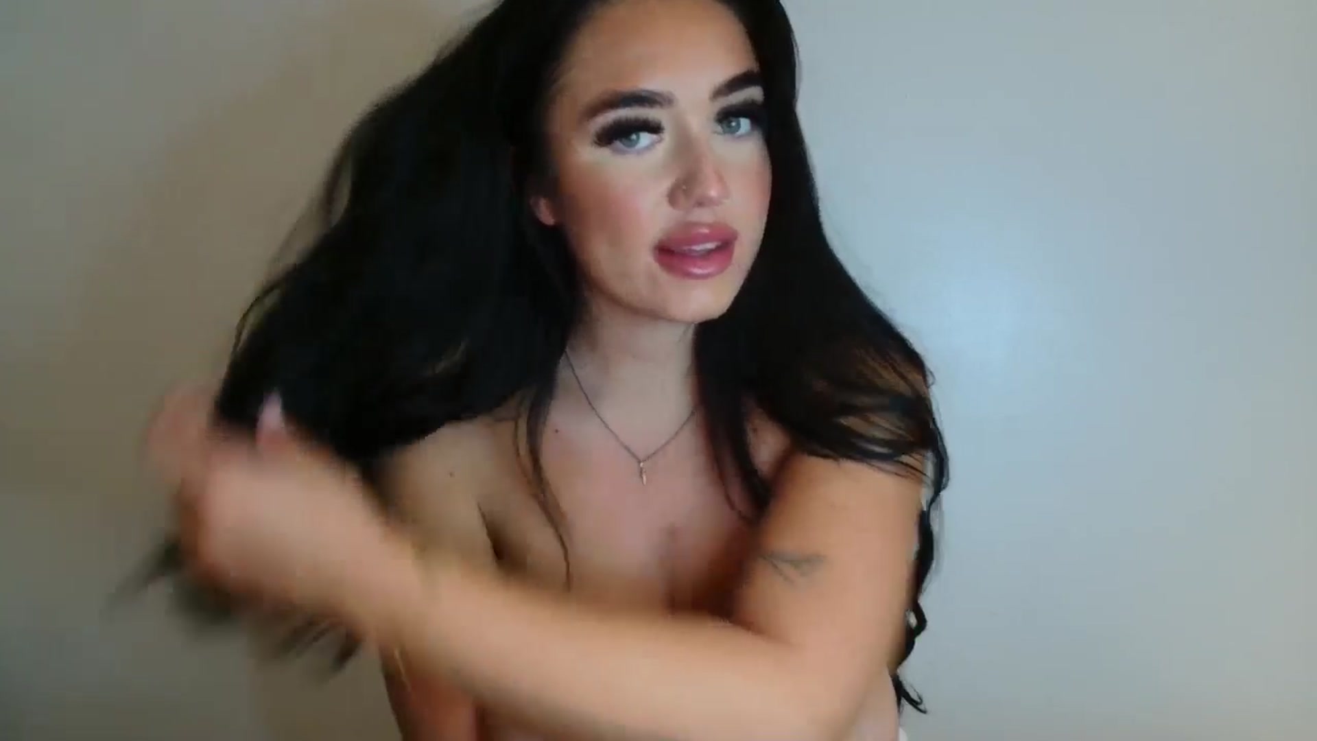 Gallery image thumbnail from LordysBae's myfreecams stream on, 09/26/2024, 14:01 image 9 of 20