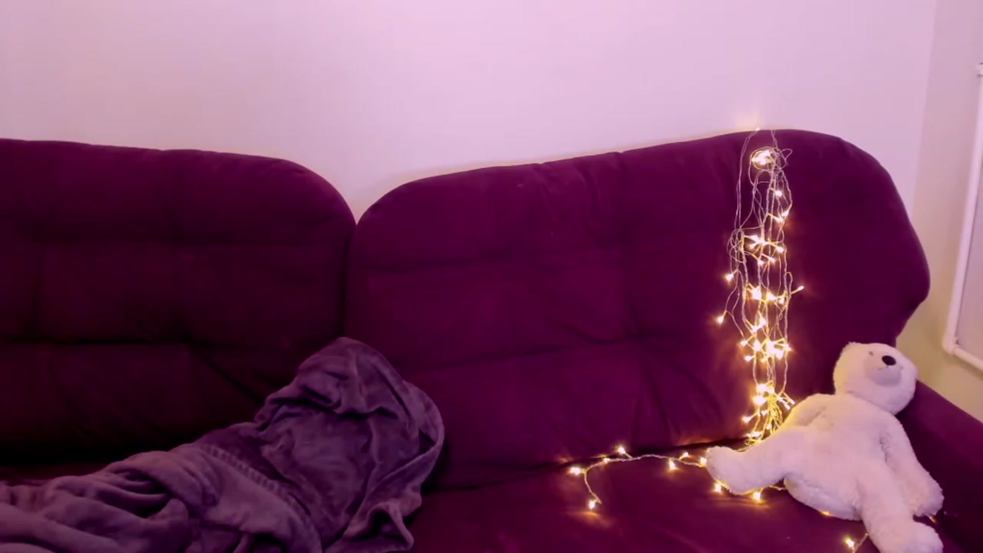 Gallery image thumbnail from LoreLaye1's myfreecams stream on, 11/14/2022, 11:03 image 2 of 20