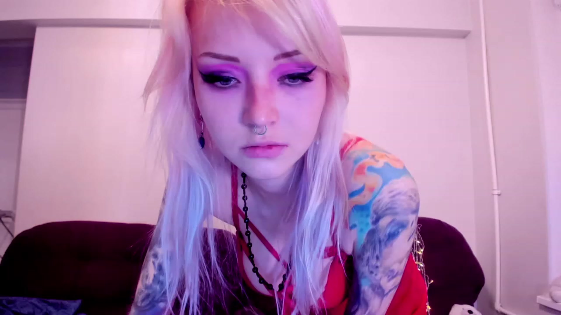 Gallery image thumbnail from LoreLaye1's myfreecams stream on, 11/14/2022, 11:03 image 3 of 20