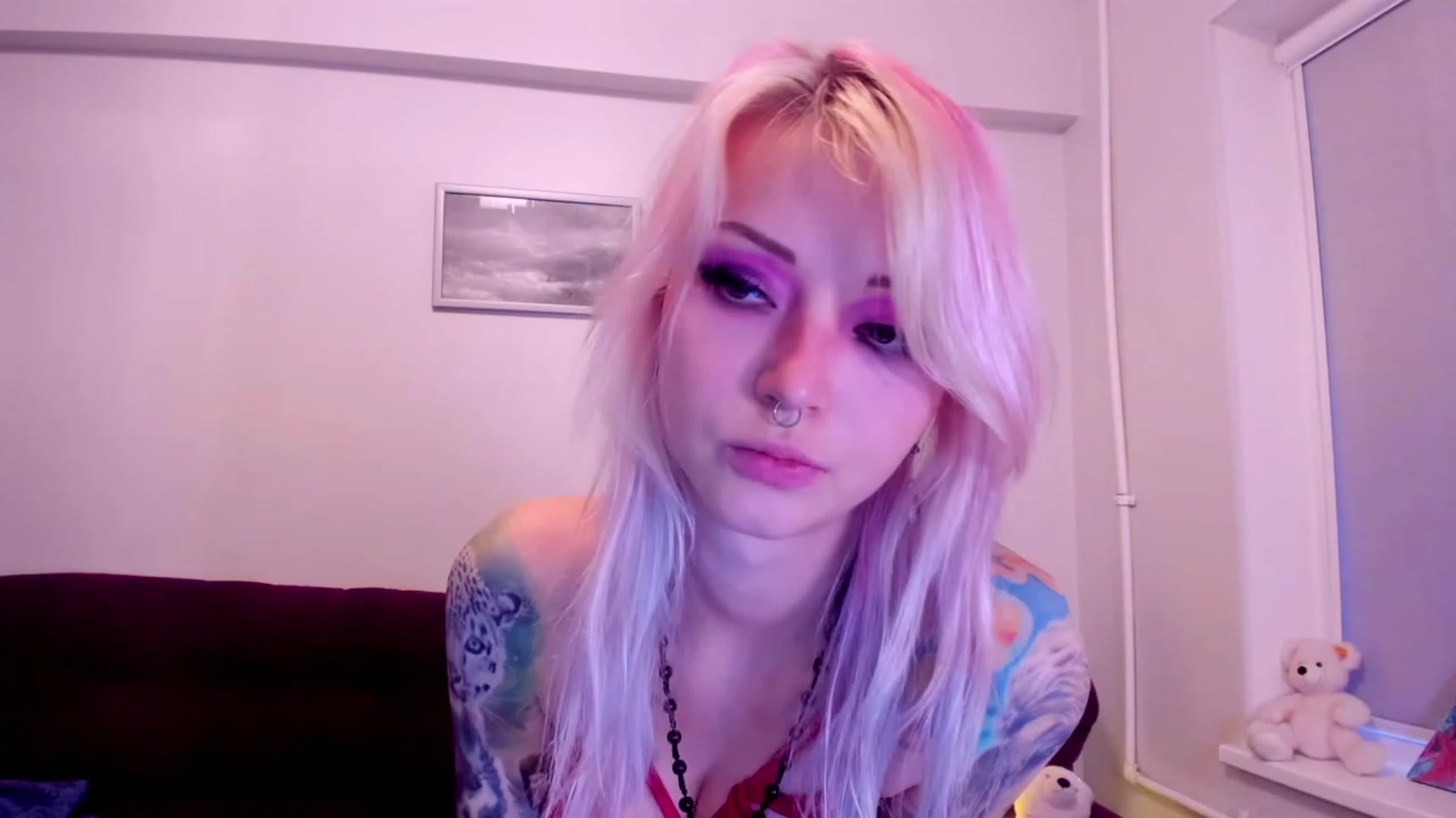 Gallery image thumbnail from LoreLaye1's myfreecams stream on, 11/14/2022, 11:03 image 19 of 20