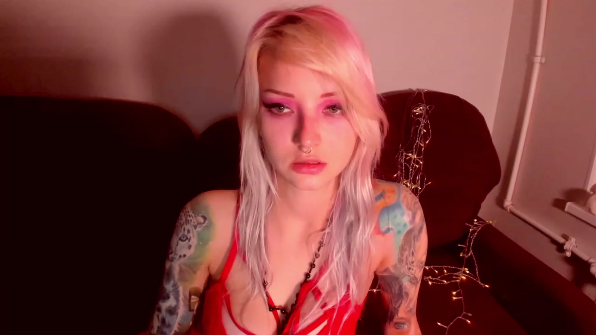 Gallery image thumbnail from LoreLaye1's myfreecams stream on, 11/14/2022, 15:48 image 5 of 20