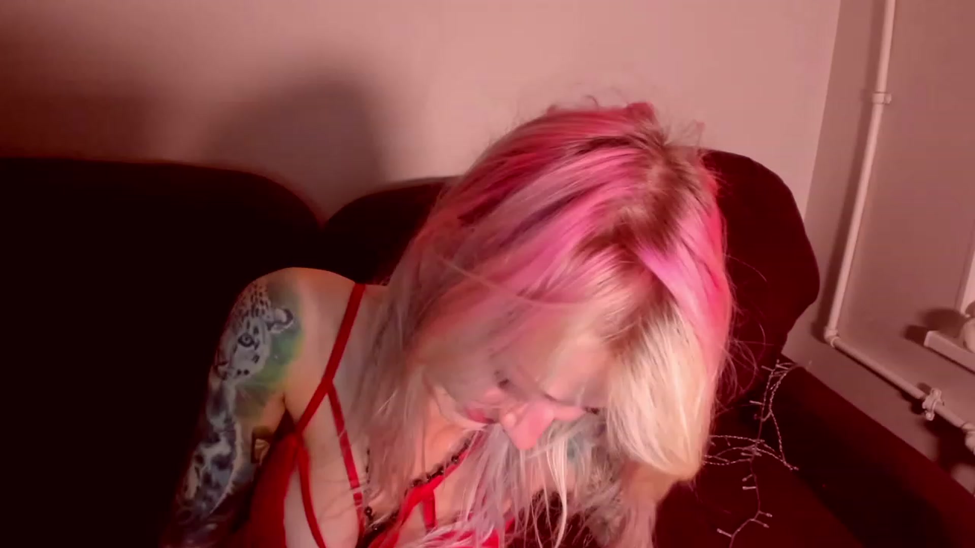 Gallery image thumbnail from LoreLaye1's myfreecams stream on, 11/14/2022, 15:48 image 6 of 20