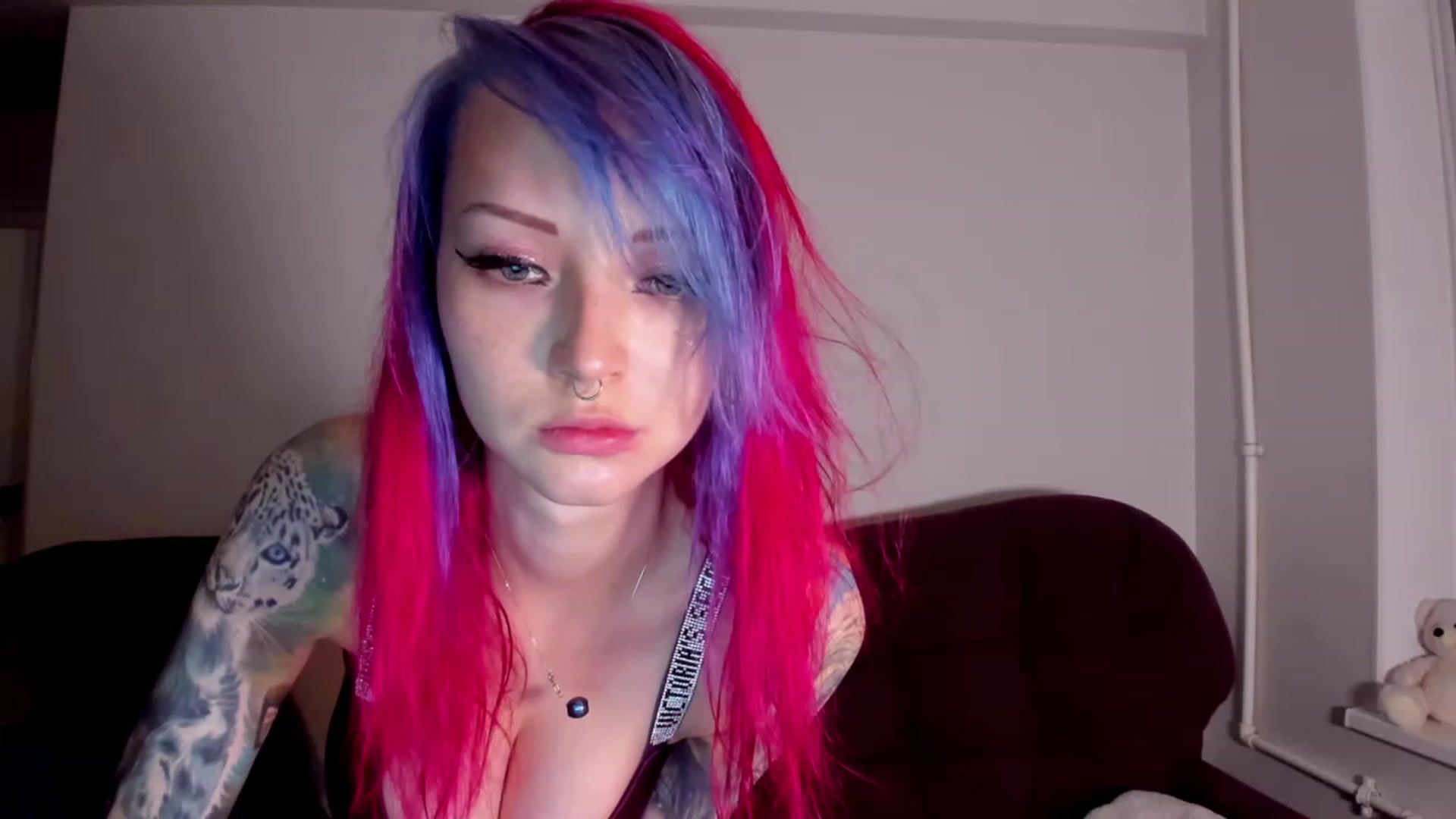 Gallery image thumbnail from LoreLaye1's myfreecams stream on, 11/17/2022, 14:55 image 18 of 20