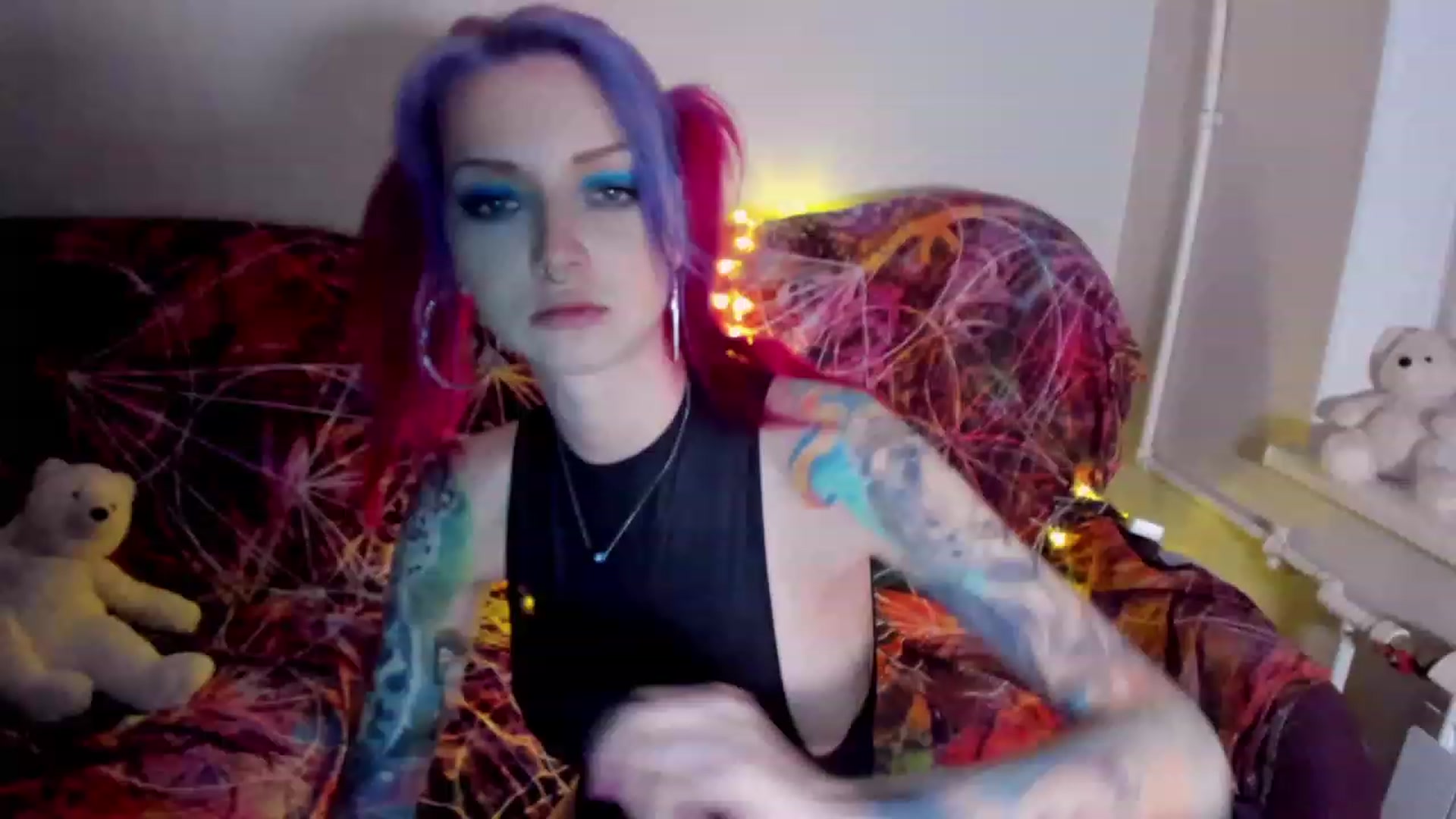Gallery image thumbnail from LoreLaye1's myfreecams stream on, 11/19/2022, 12:41 image 3 of 20