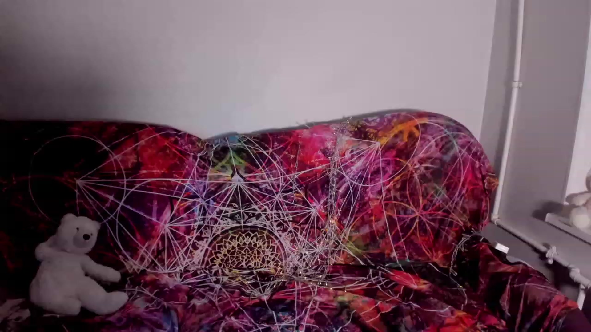 Gallery image thumbnail from LoreLaye1's myfreecams stream on, 11/19/2022, 14:20 image 14 of 20