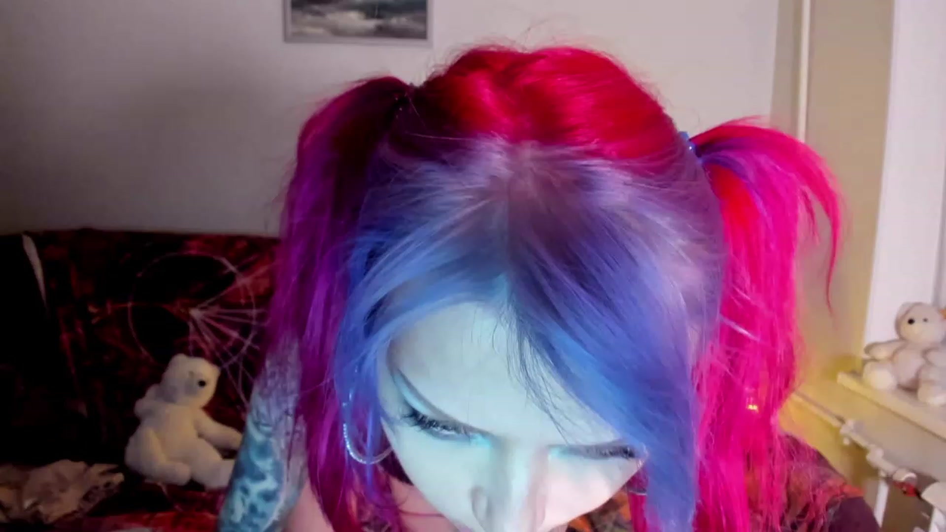 Gallery image thumbnail from LoreLaye1's myfreecams stream on, 11/19/2022, 15:09 image 19 of 20