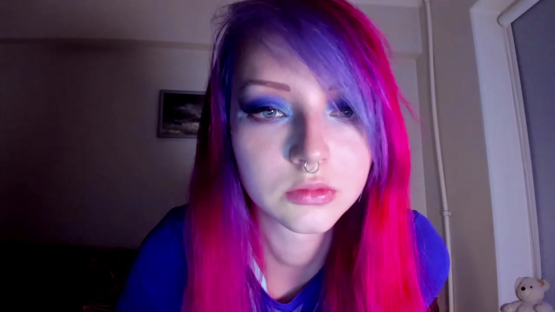 Gallery image thumbnail from LoreLaye1's myfreecams stream on, 12/01/2022, 08:01 image 5 of 20