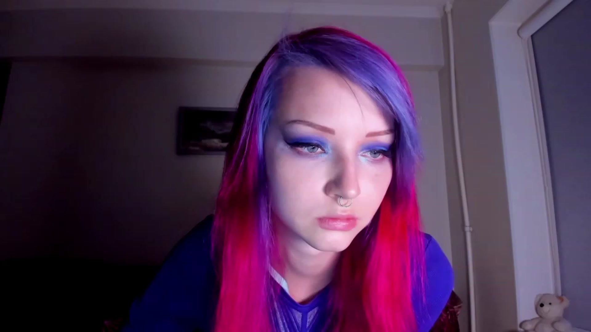 Gallery image thumbnail from LoreLaye1's myfreecams stream on, 12/01/2022, 08:01 image 7 of 20