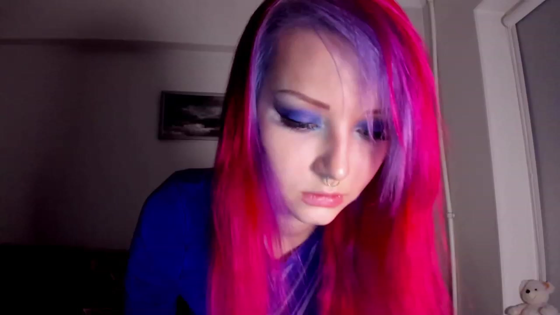 Gallery image thumbnail from LoreLaye1's myfreecams stream on, 12/01/2022, 08:01 image 3 of 20