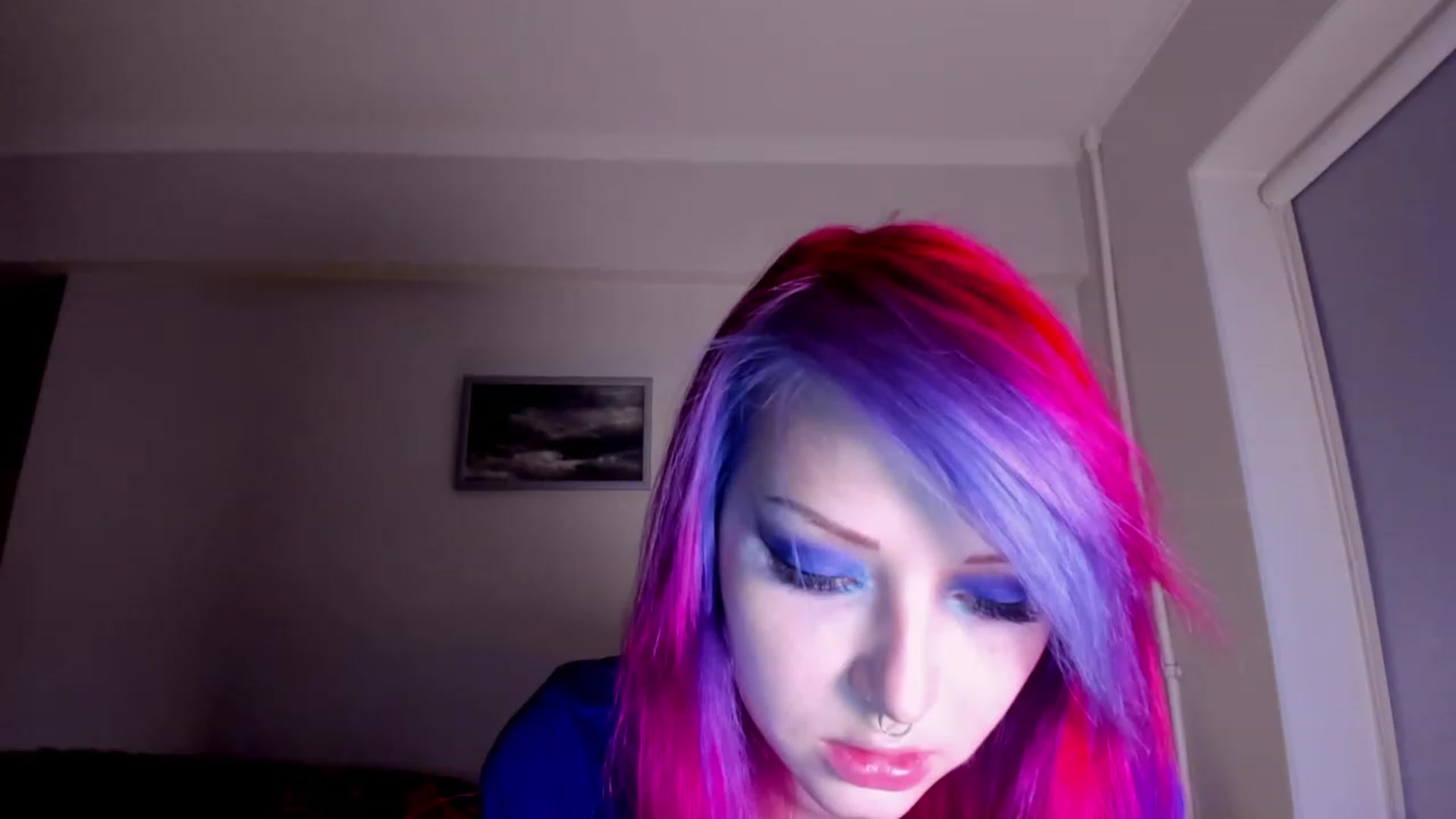 Gallery image thumbnail from LoreLaye1's myfreecams stream on, 12/01/2022, 08:01 image 12 of 20