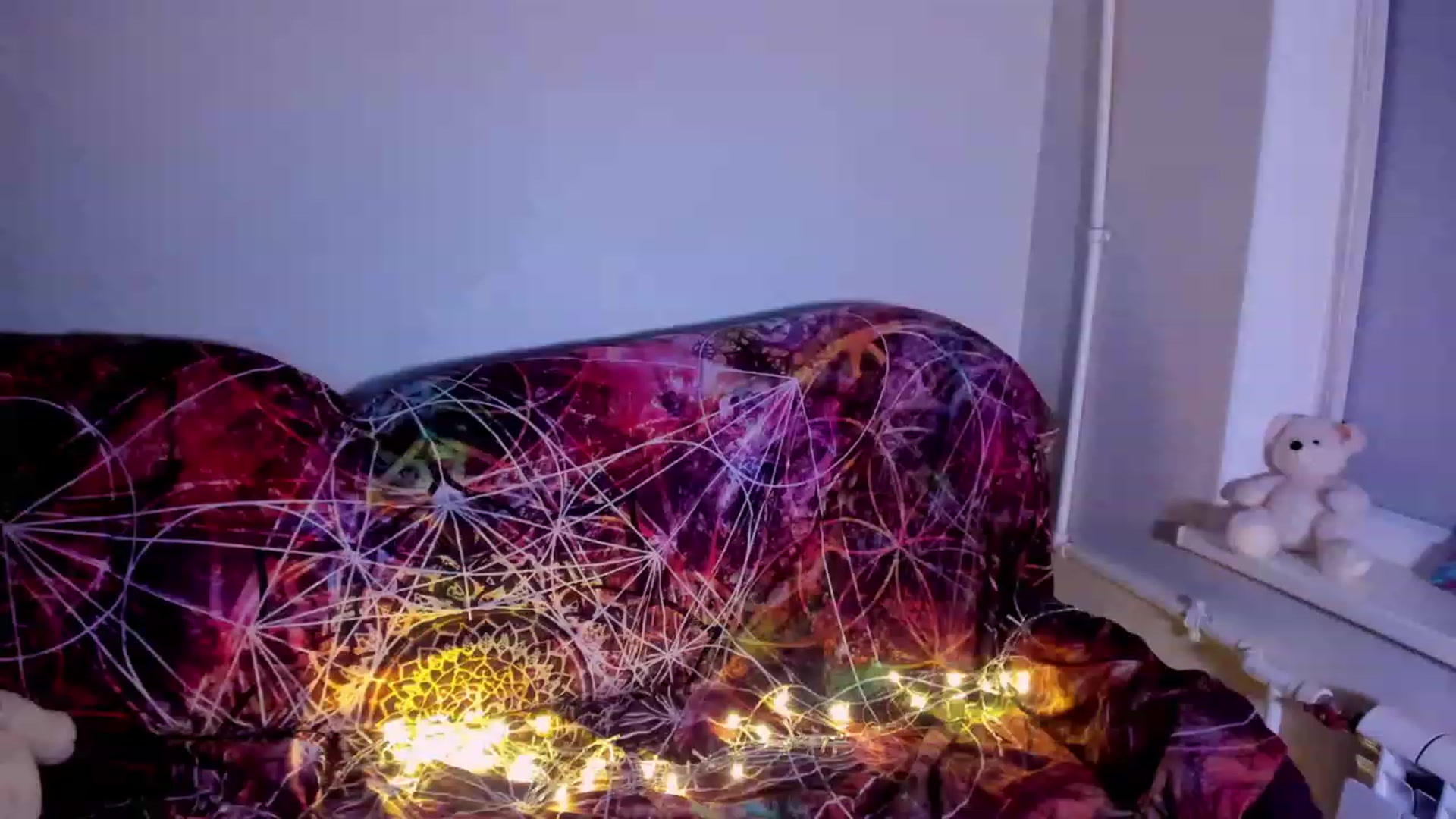 Gallery image thumbnail from LoreLaye1's myfreecams stream on, 11/20/2022, 21:00 image 9 of 20