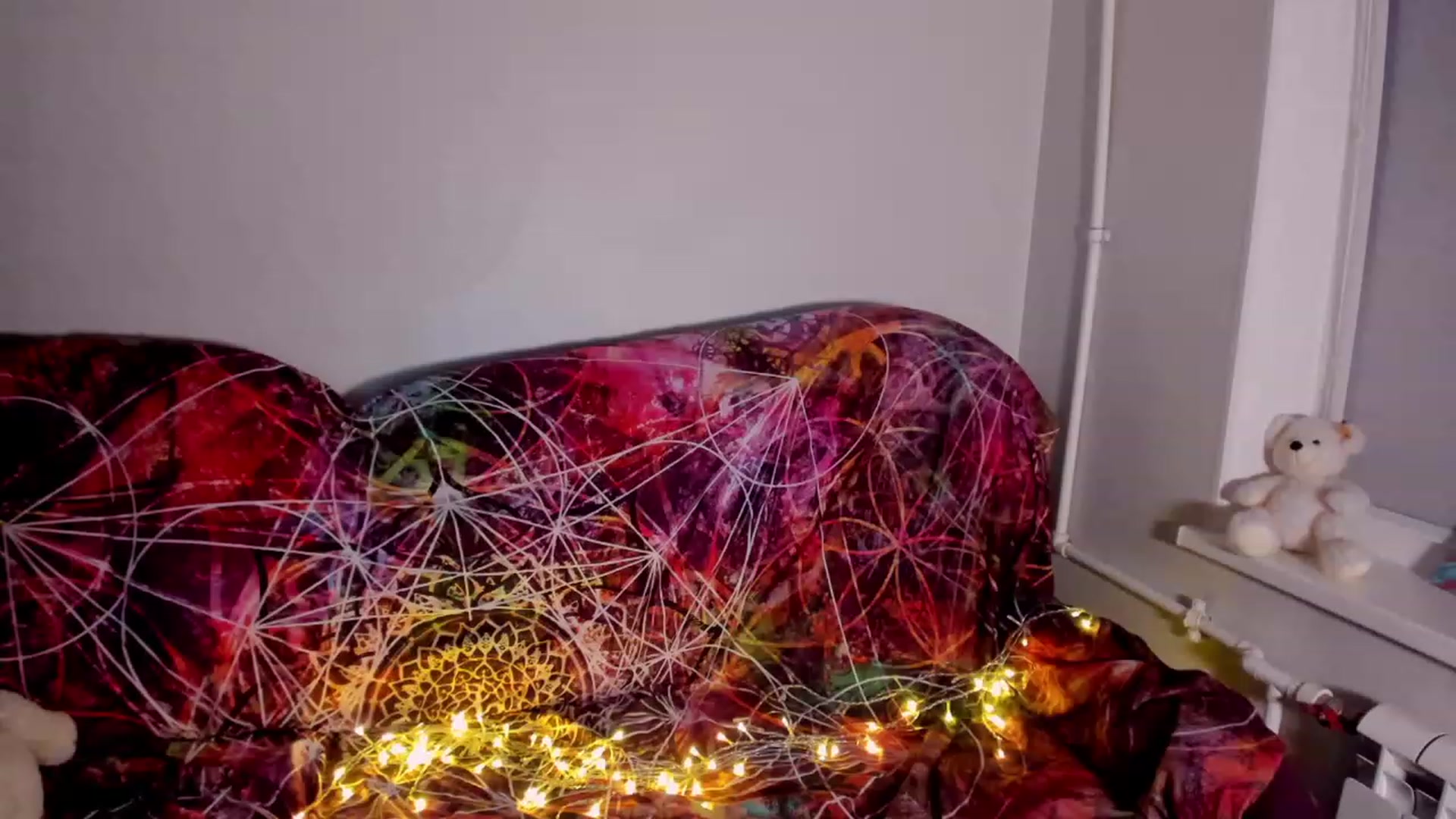 Gallery image thumbnail from LoreLaye1's myfreecams stream on, 11/20/2022, 21:00 image 11 of 20