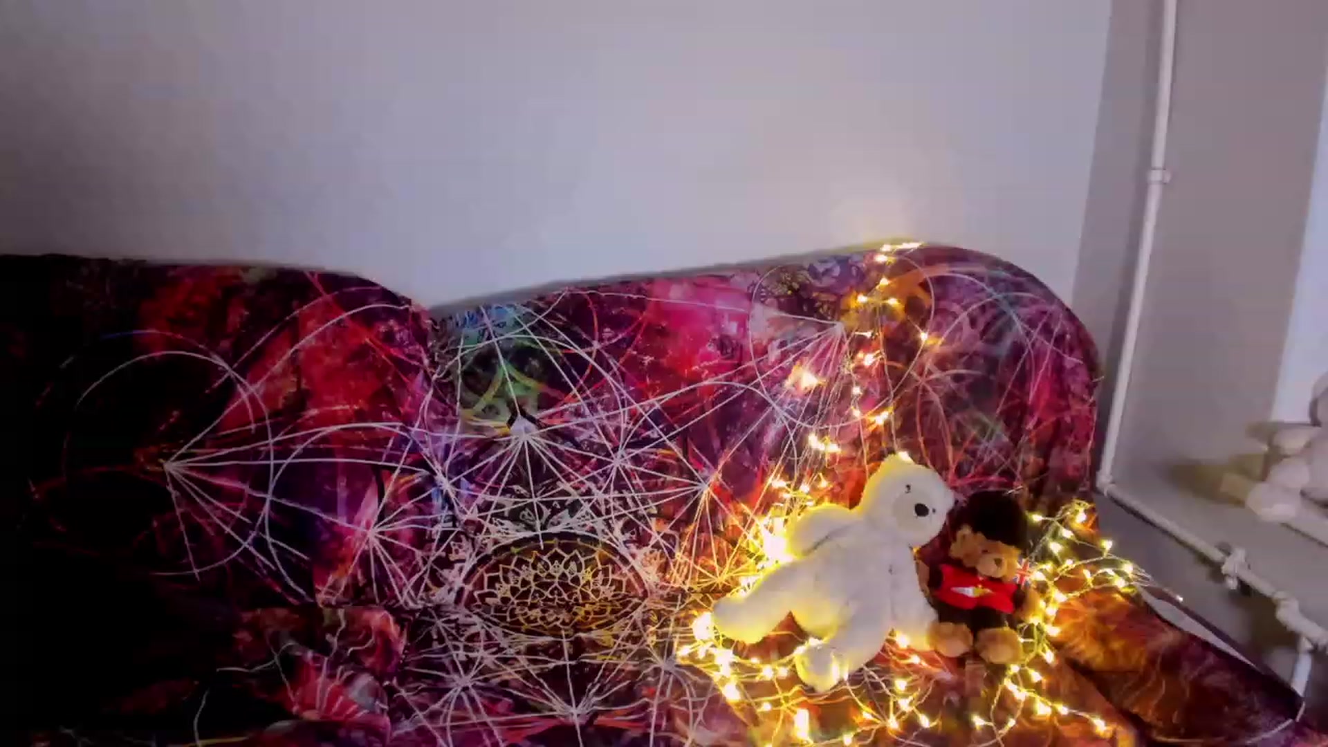 Gallery image thumbnail from LoreLaye1's myfreecams stream on, 11/22/2022, 04:44 image 13 of 20