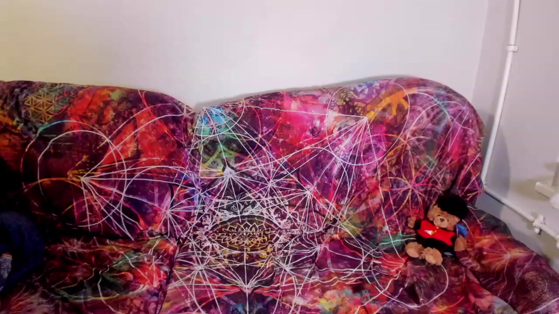 Gallery image thumbnail from LoreLaye1's myfreecams stream on, 11/22/2022, 17:09 image 17 of 20