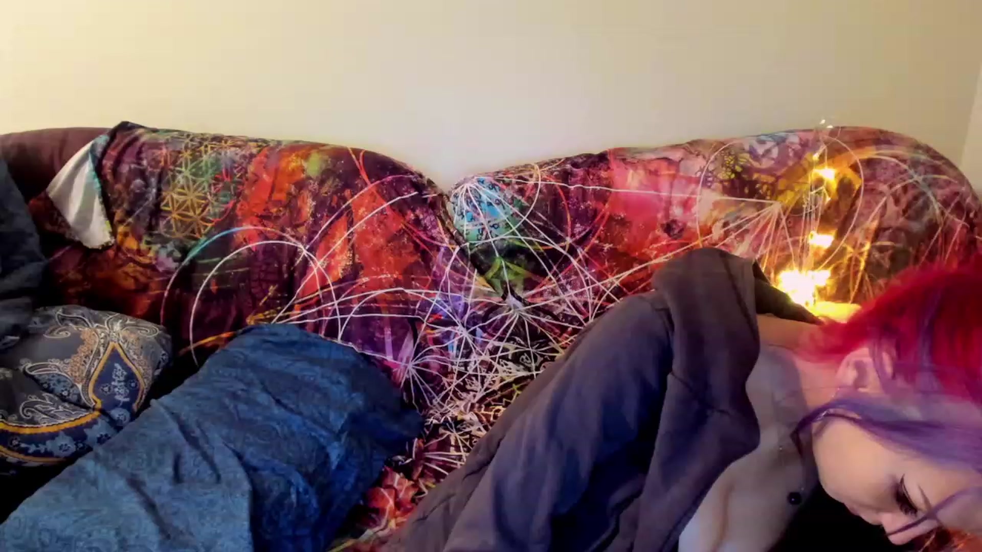 Gallery image thumbnail from LoreLaye1's myfreecams stream on, 11/23/2022, 17:12 image 2 of 20