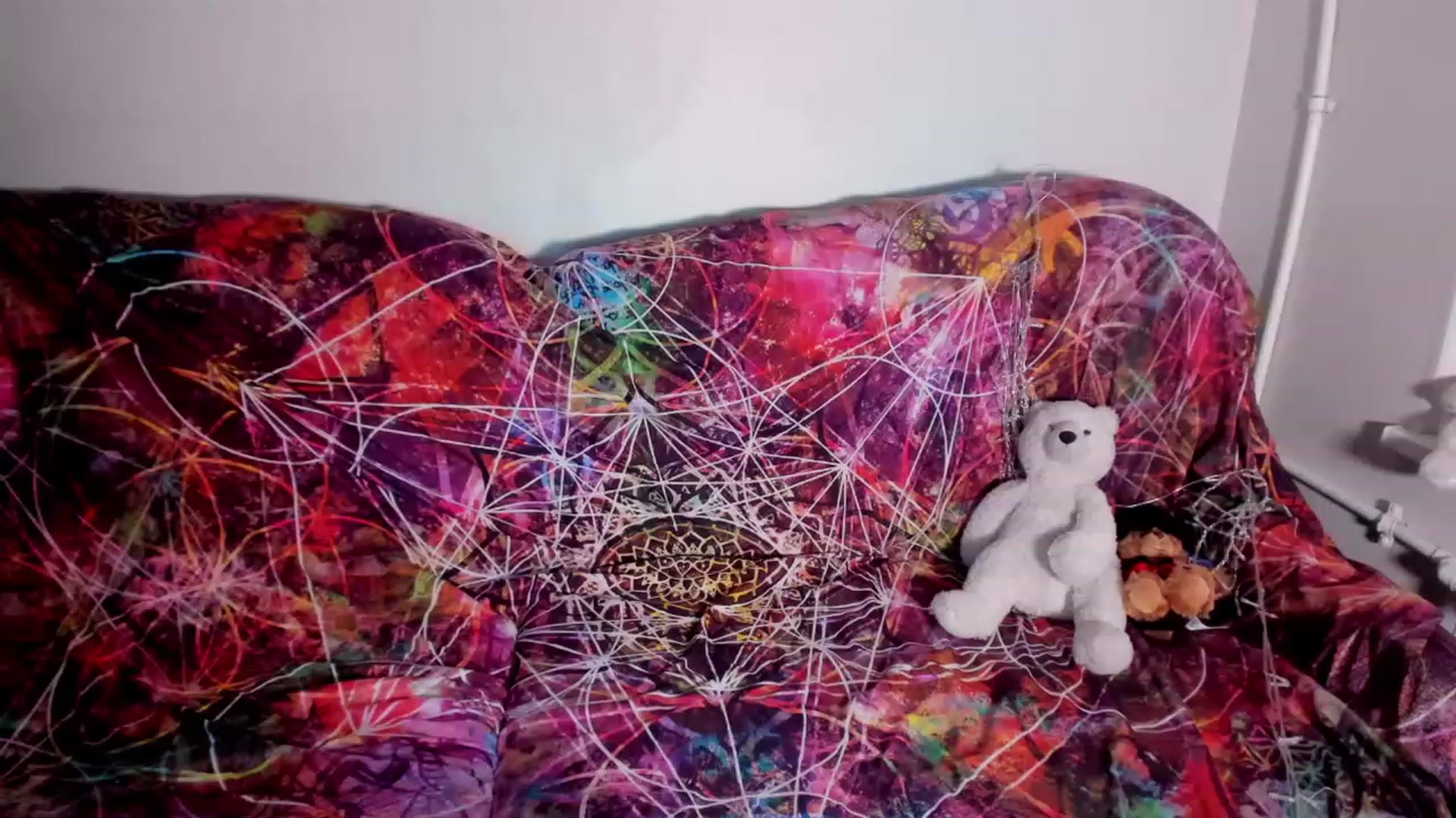 Gallery image thumbnail from LoreLaye1's myfreecams stream on, 11/23/2022, 17:12 image 13 of 20
