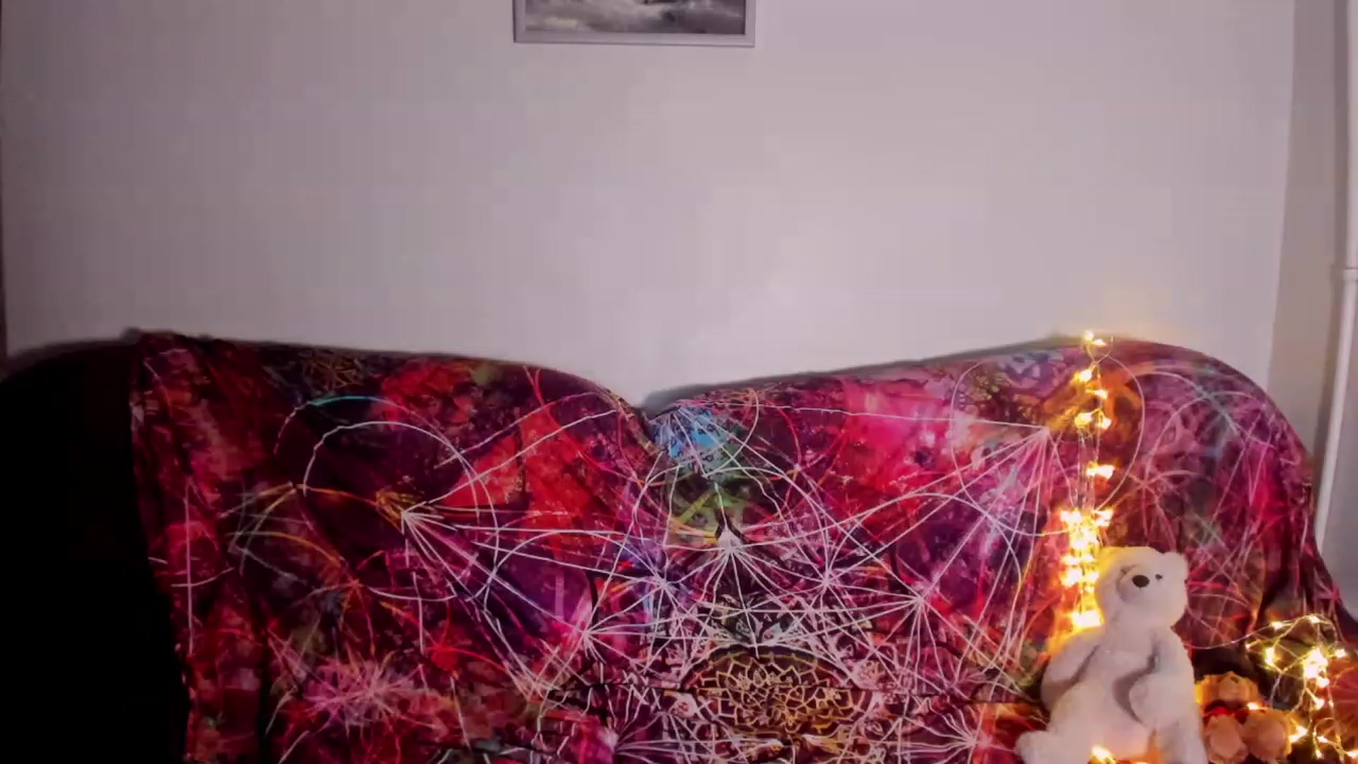 Gallery image thumbnail from LoreLaye1's myfreecams stream on, 11/23/2022, 18:09 image 6 of 20