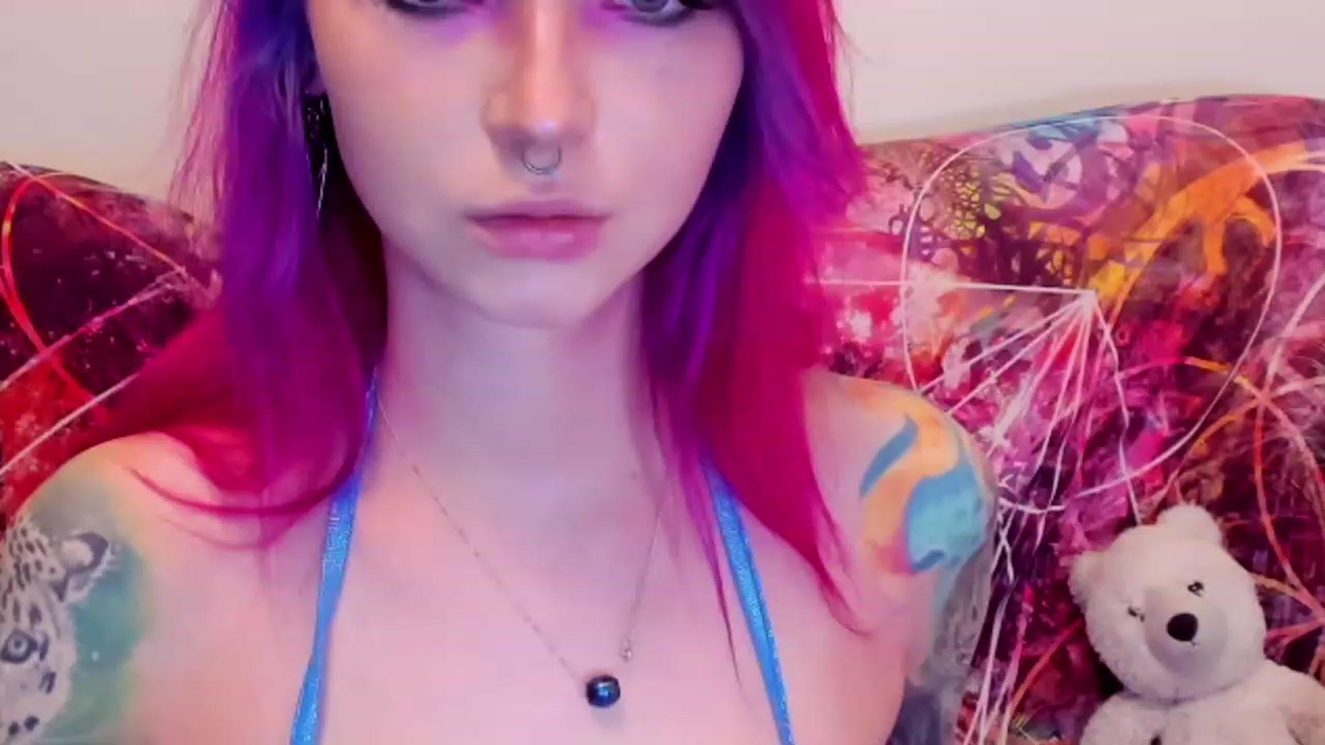 Gallery image thumbnail from LoreLaye1's myfreecams stream on, 11/25/2022, 14:12 image 6 of 20
