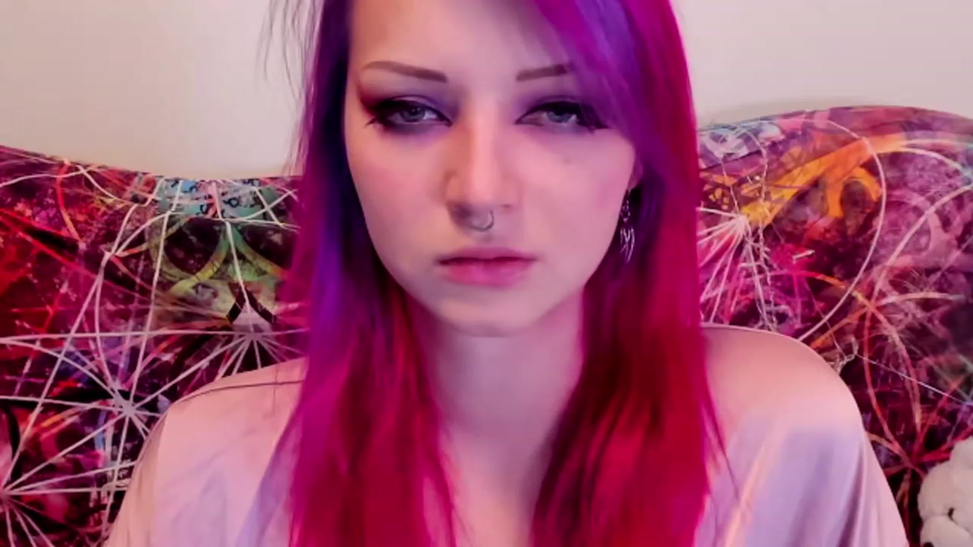 Gallery image thumbnail from LoreLaye1's myfreecams stream on, 11/26/2022, 14:36 image 6 of 20