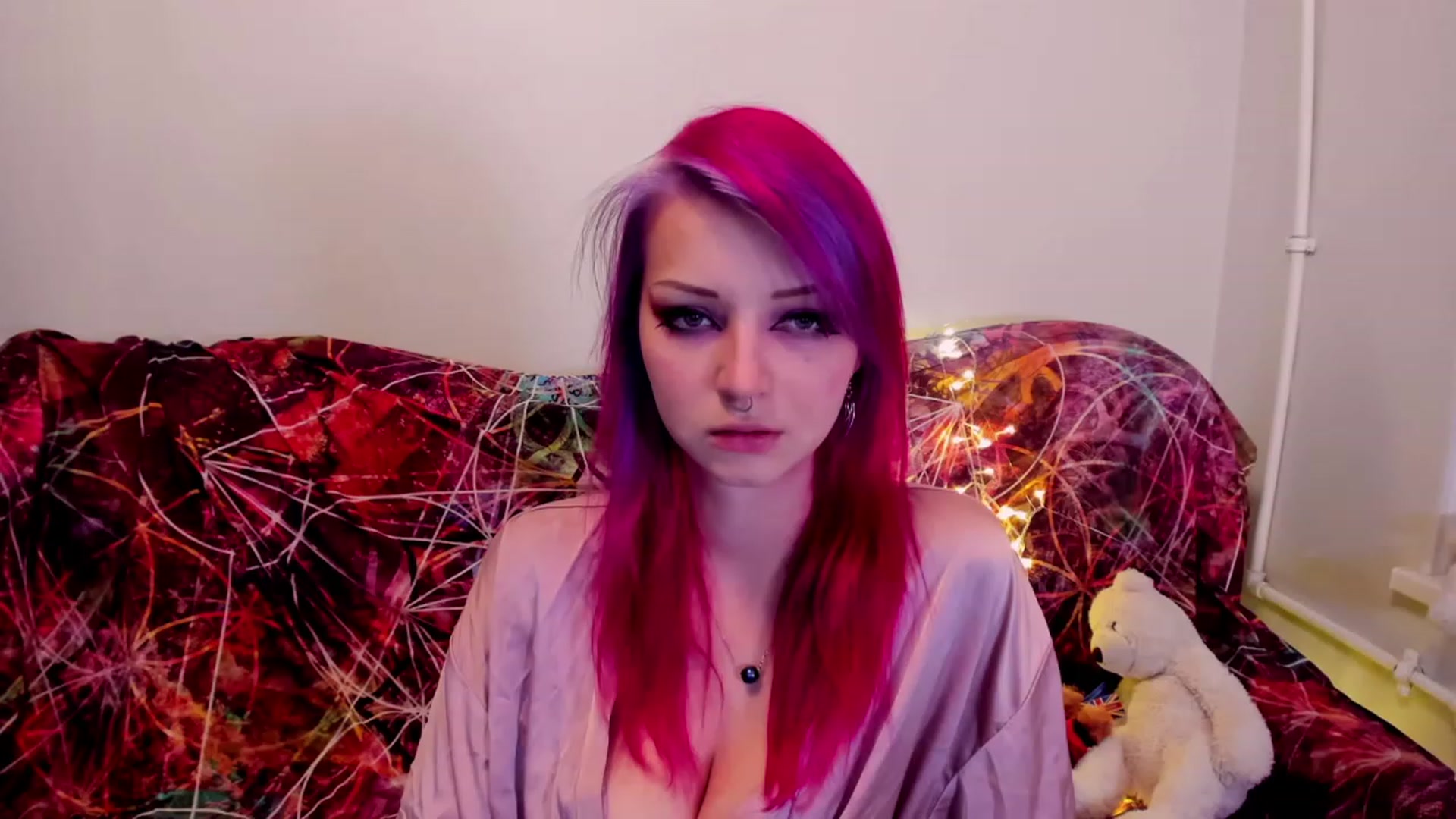 Gallery image thumbnail from LoreLaye1's myfreecams stream on, 11/26/2022, 14:36 image 2 of 20