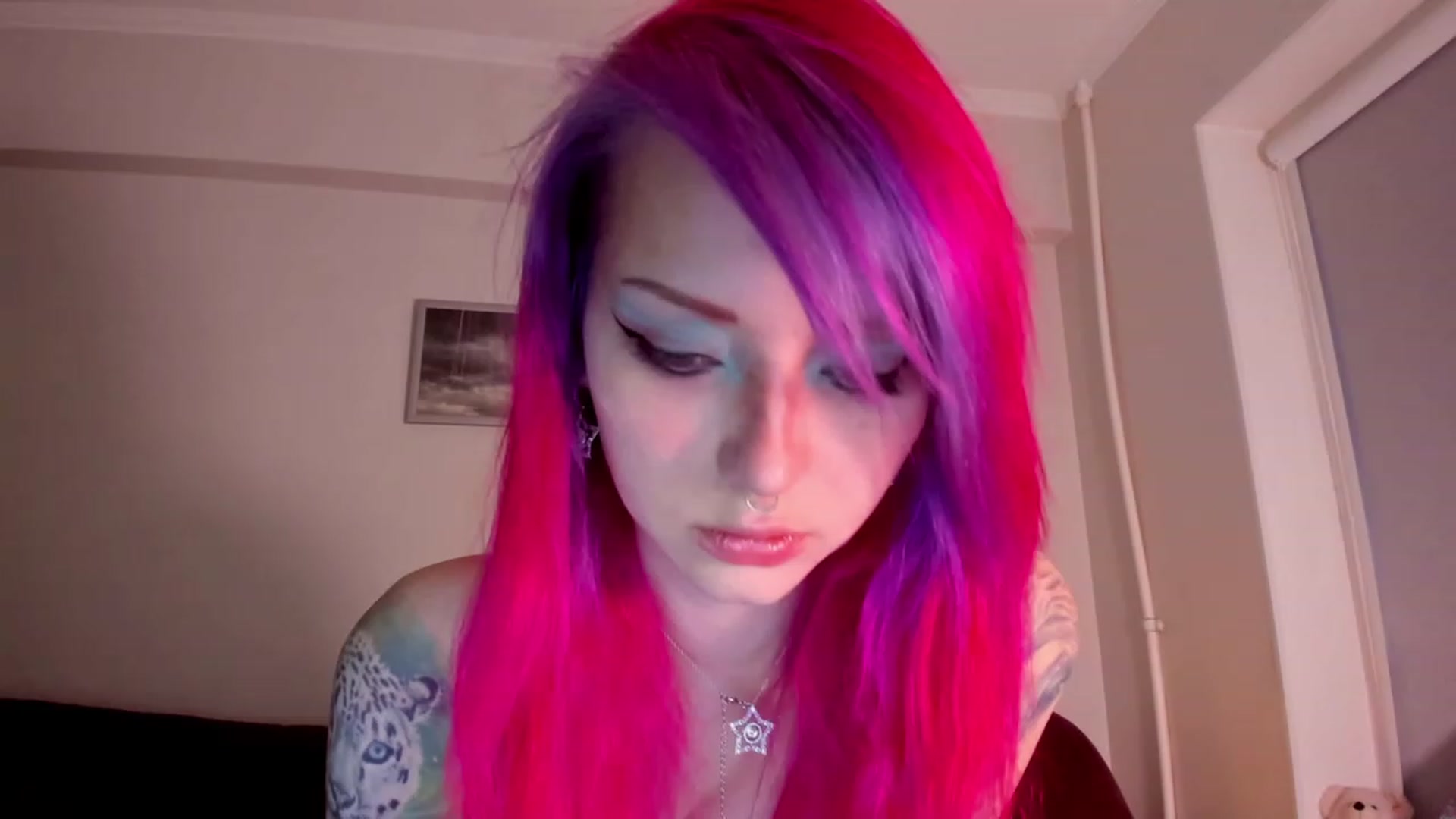 Gallery image thumbnail from LoreLaye1's myfreecams stream on, 11/27/2022, 10:55 image 3 of 20