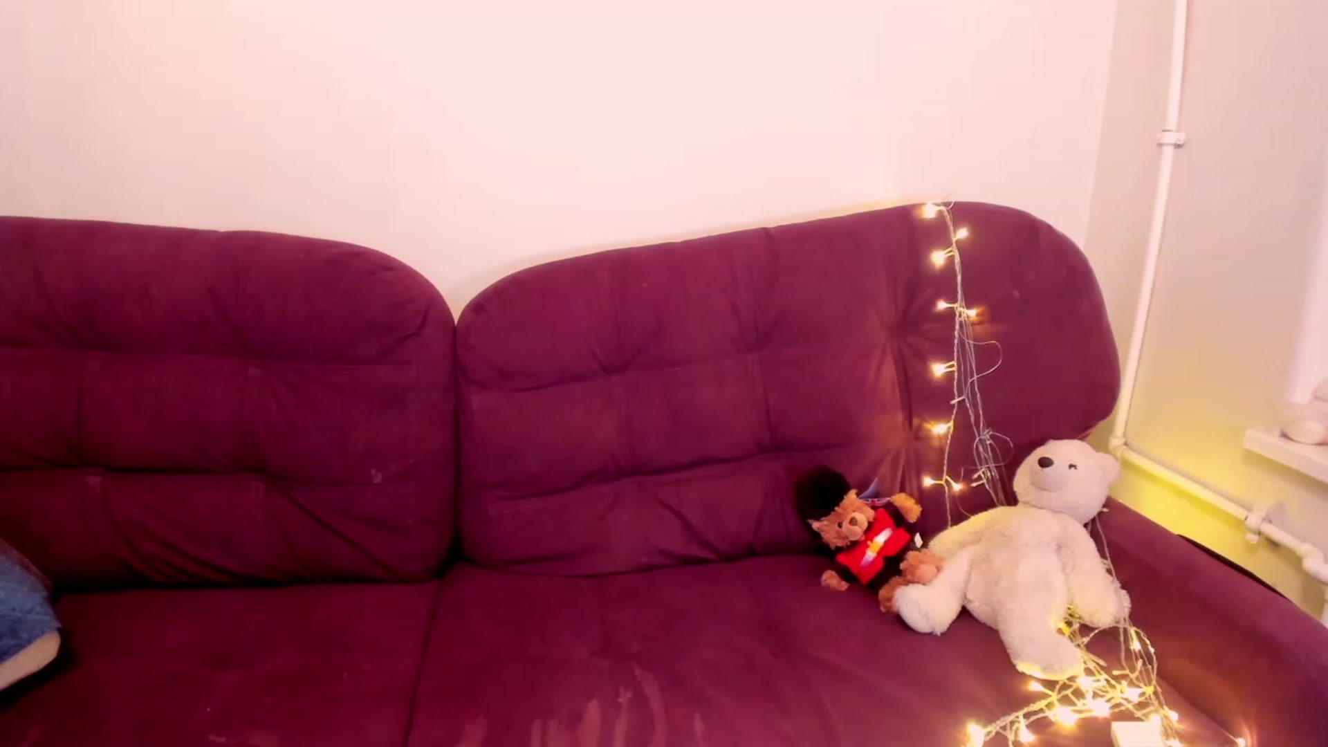 Gallery image thumbnail from LoreLaye1's myfreecams stream on, 11/28/2022, 09:33 image 12 of 20