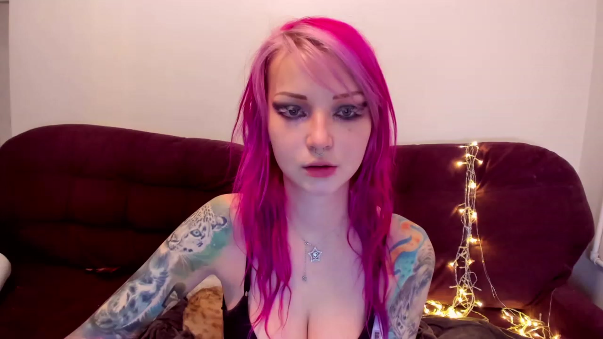 Gallery image thumbnail from LoreLaye1's myfreecams stream on, 01/01/2023, 11:20 image 1 of 20