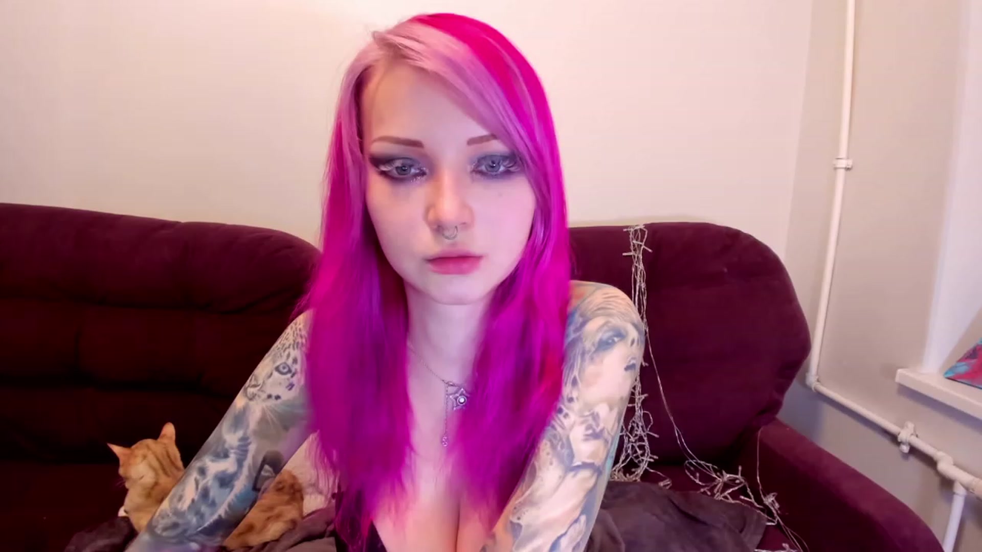 Gallery image thumbnail from LoreLaye1's myfreecams stream on, 01/01/2023, 11:20 image 13 of 20