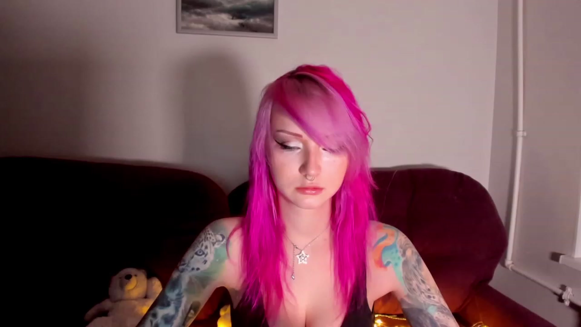 Gallery image thumbnail from LoreLaye1's myfreecams stream on, 01/02/2023, 11:13 image 8 of 20