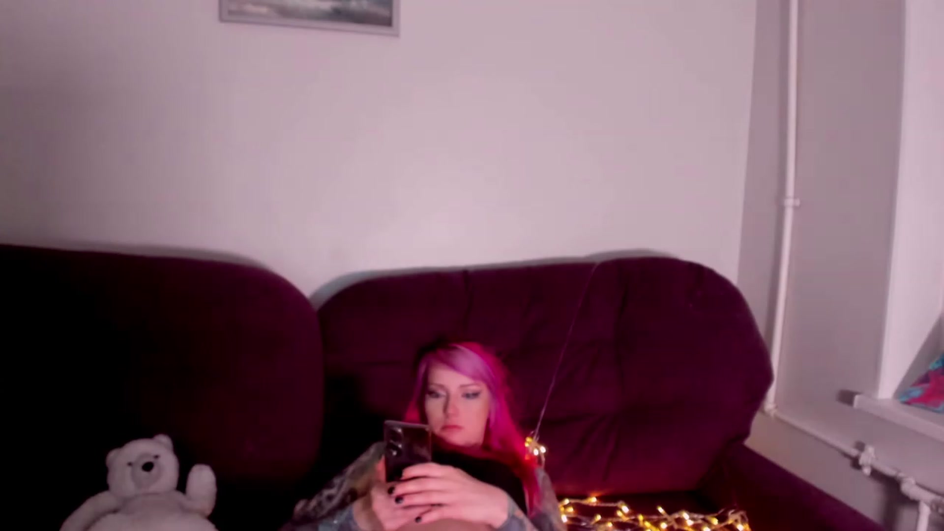 Gallery image thumbnail from LoreLaye1's myfreecams stream on, 01/02/2023, 11:13 image 20 of 20