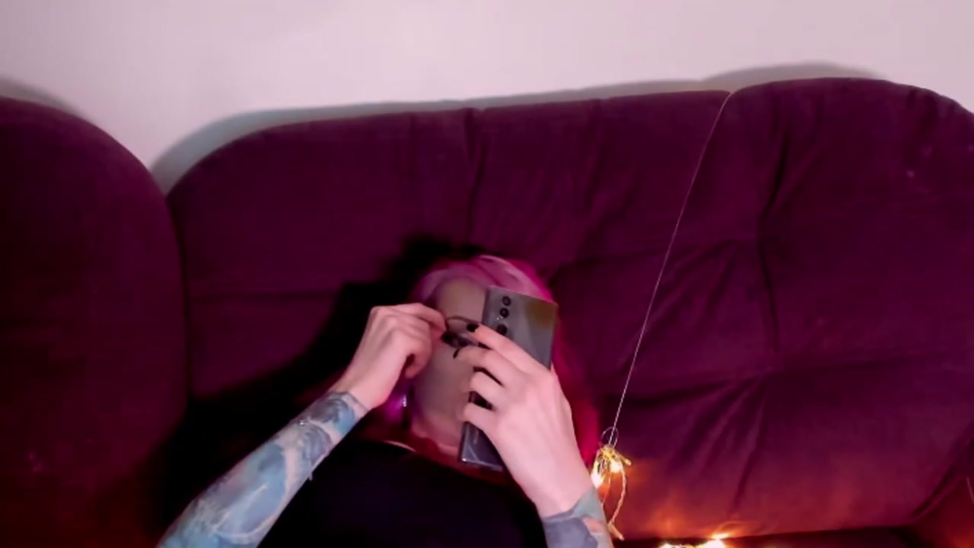 Gallery image thumbnail from LoreLaye1's myfreecams stream on, 01/02/2023, 12:18 image 14 of 20