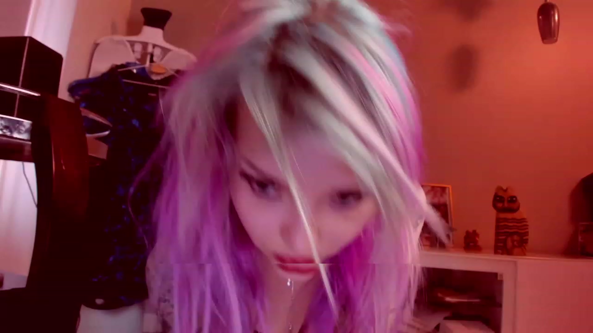 Gallery image thumbnail from LoreLaye1's myfreecams stream on, 03/26/2023, 14:27 image 4 of 20