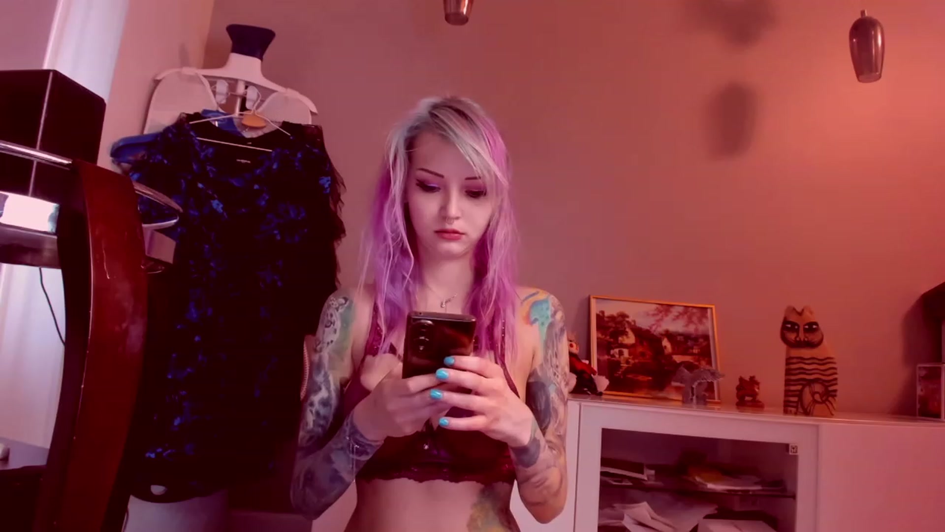 Gallery image thumbnail from LoreLaye1's myfreecams stream on, 03/26/2023, 14:27 image 10 of 20