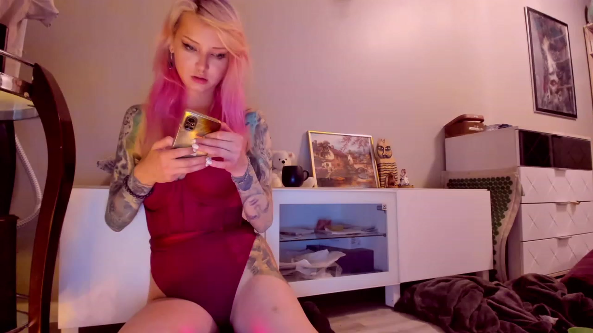 Gallery image thumbnail from LoreLaye1's myfreecams stream on, 07/12/2023, 12:28 image 20 of 20