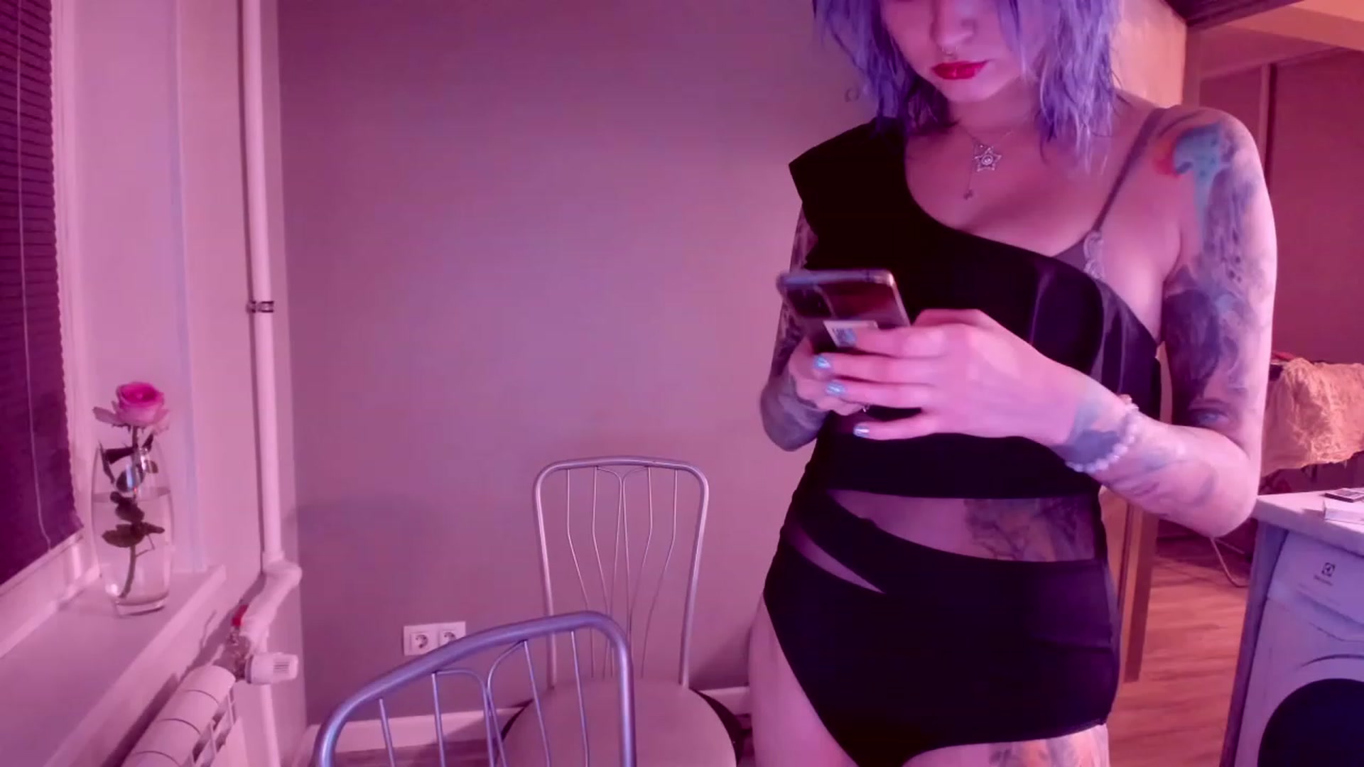 Gallery image thumbnail from LoreLaye1's myfreecams stream on, 11/26/2023, 16:02 image 11 of 20