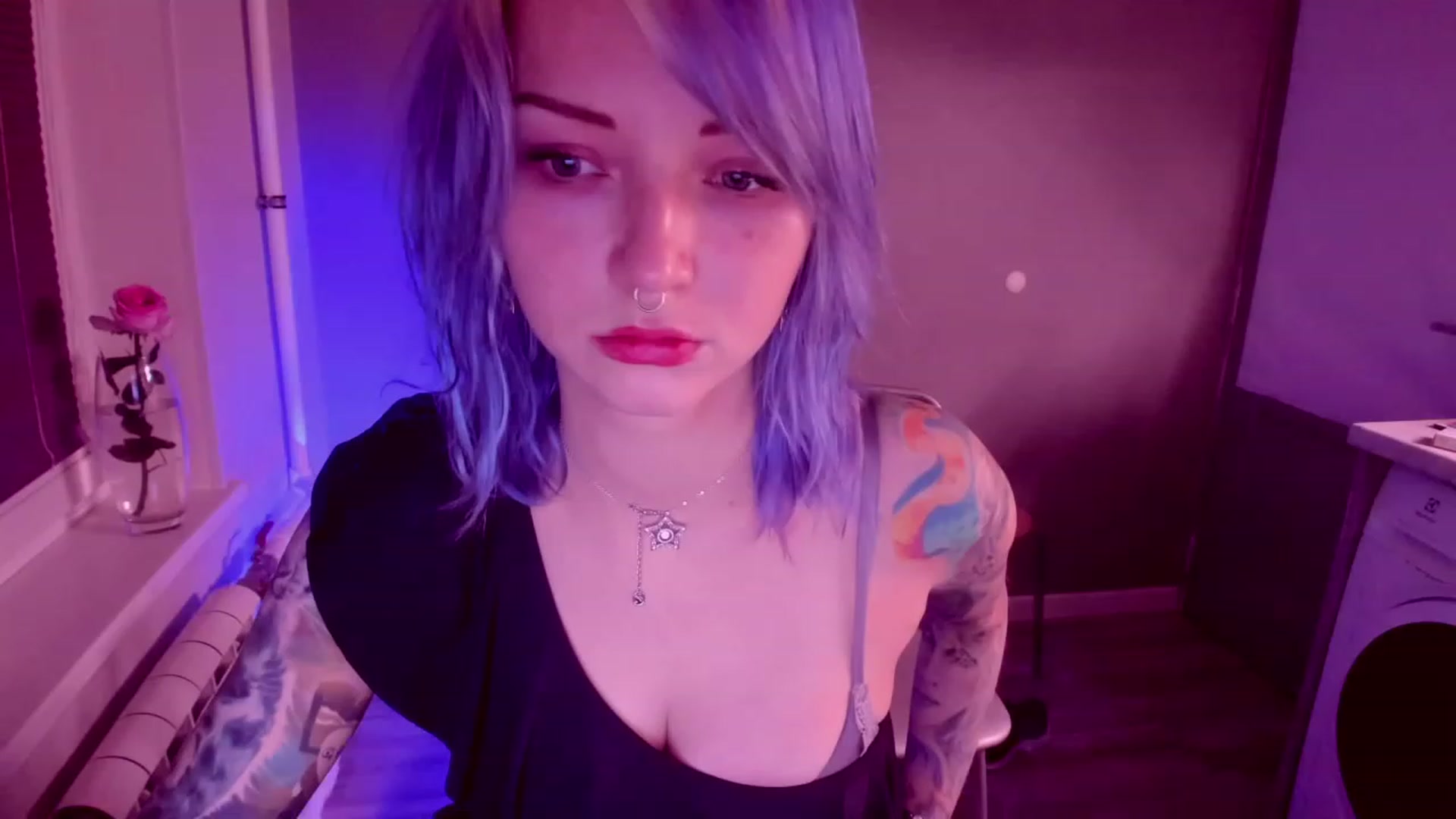 Gallery image thumbnail from LoreLaye1's myfreecams stream on, 11/26/2023, 17:17 image 4 of 20