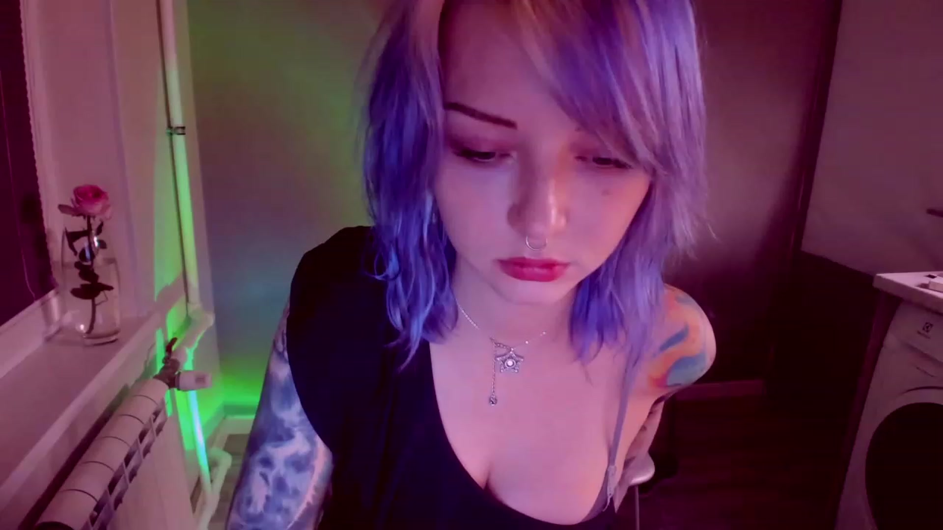 Gallery image thumbnail from LoreLaye1's myfreecams stream on, 11/26/2023, 17:17 image 3 of 20